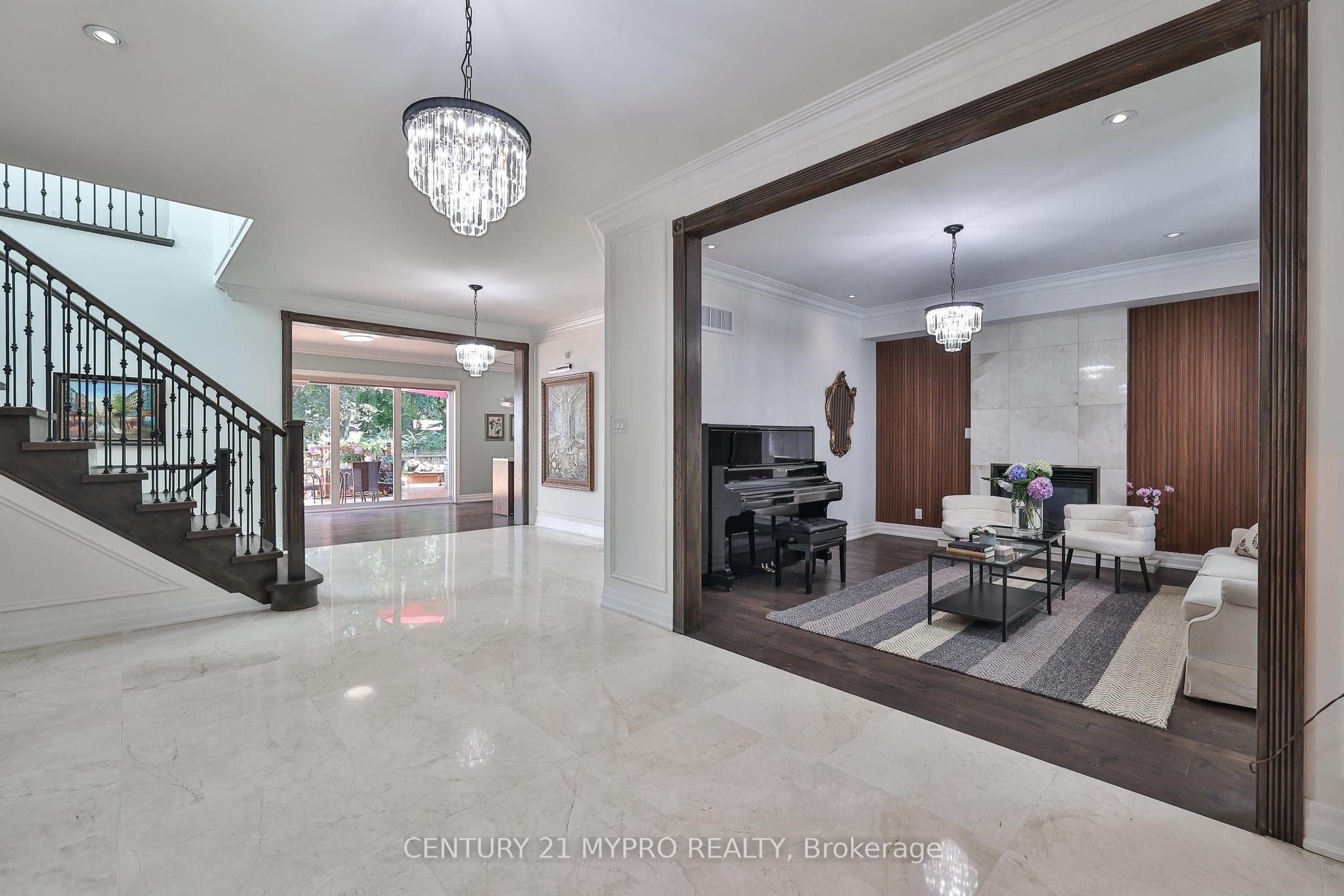 1508 Oakhill Drive Property Photo 9
