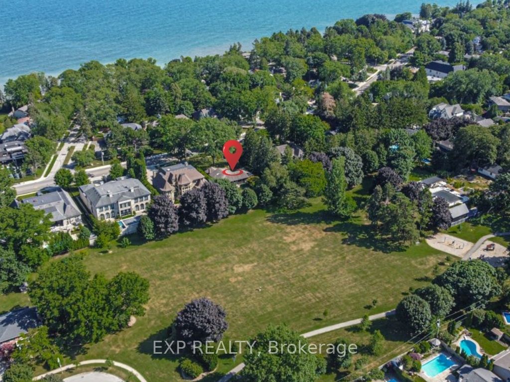 4187 Lakeshore Road Property Photo 3