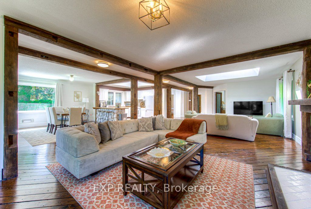 4187 Lakeshore Road Property Photo 13