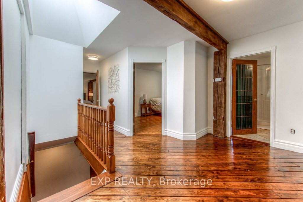 4187 Lakeshore Road Property Photo 20