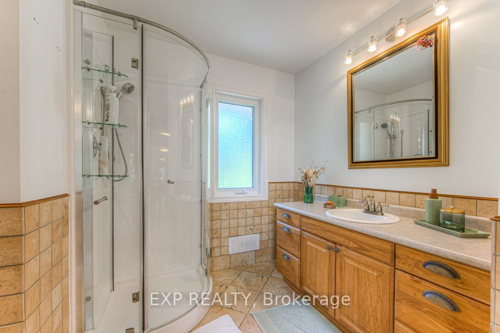 4187 Lakeshore Road Property Photo 23