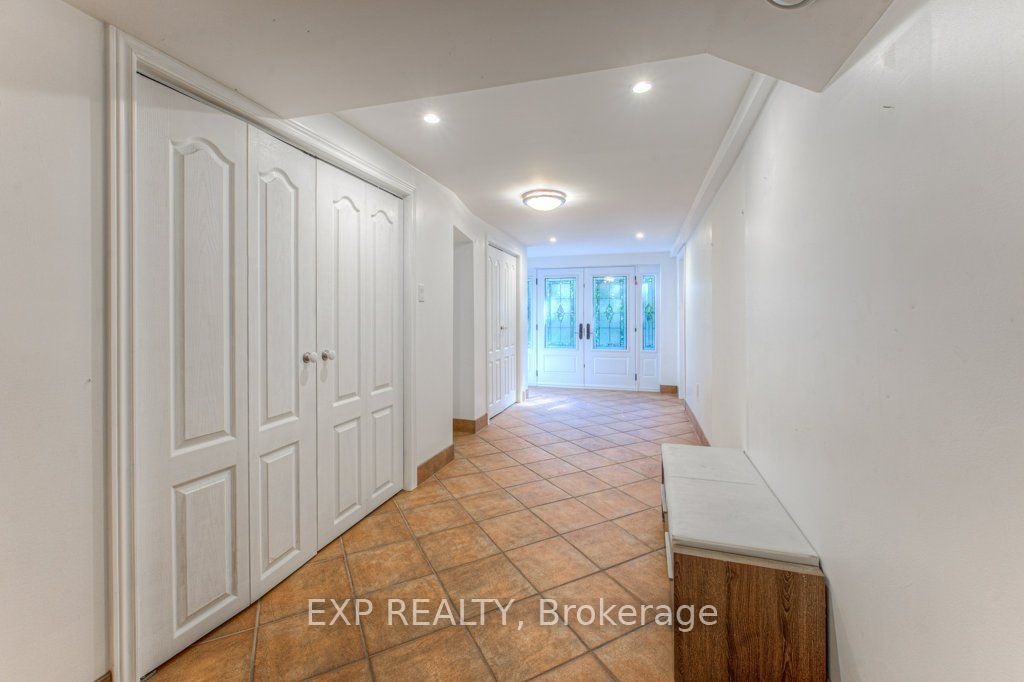 4187 Lakeshore Road Property Photo 36