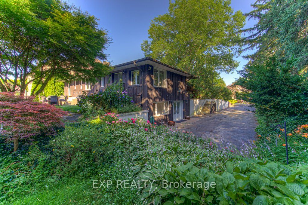 4187 Lakeshore Road Property Photo 41