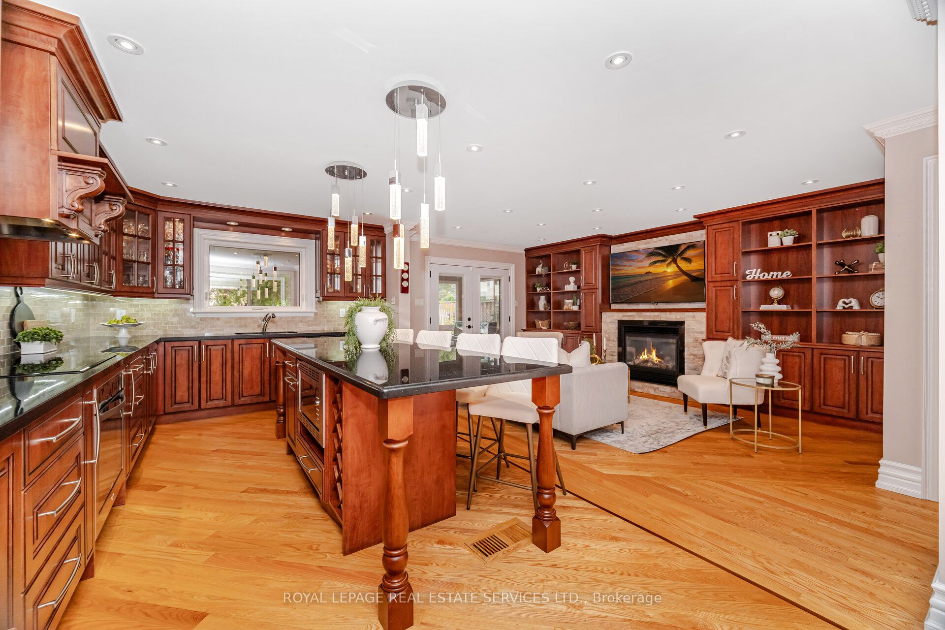 217 Cossack Court Property Photo 11