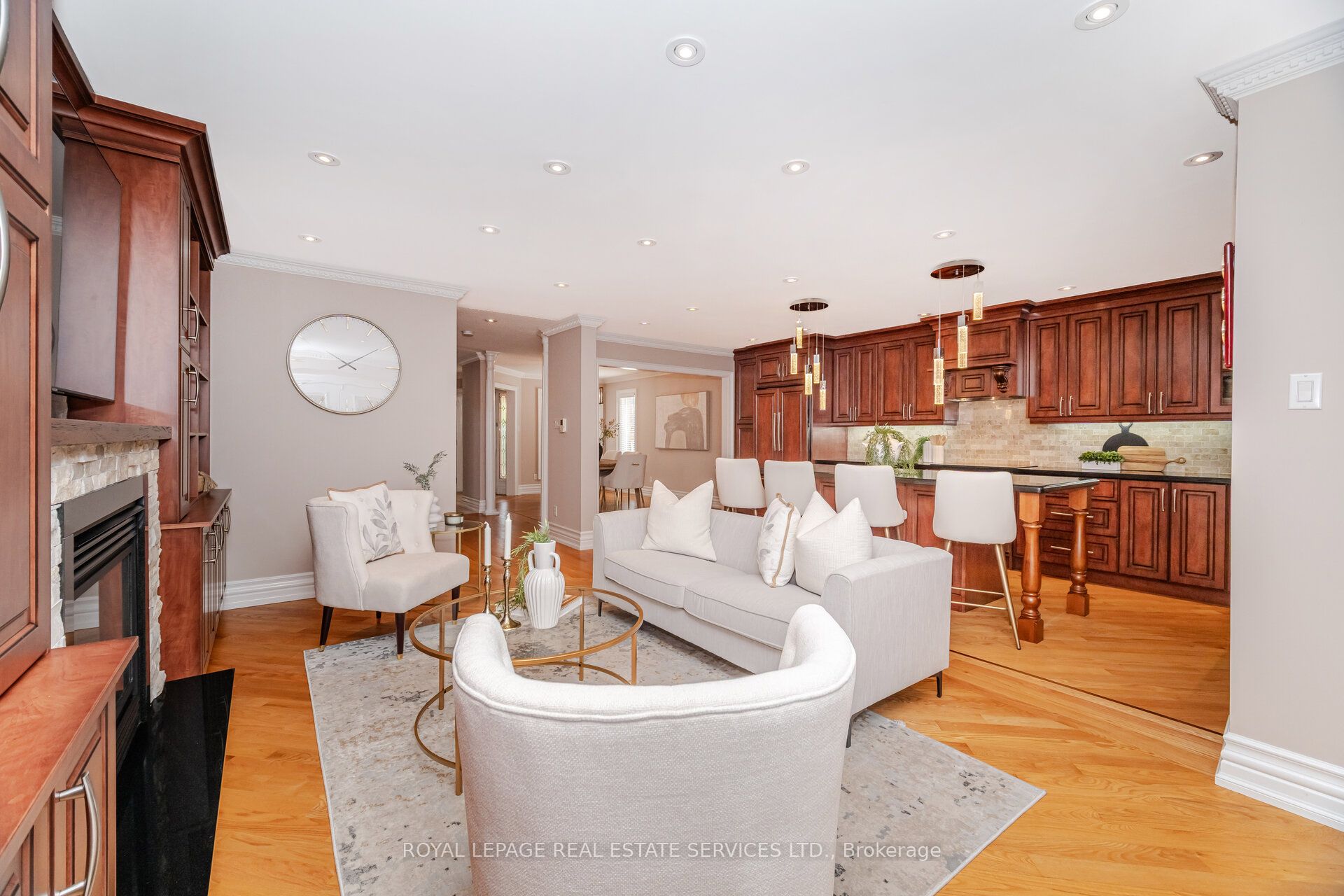 217 Cossack Court Property Photo 12