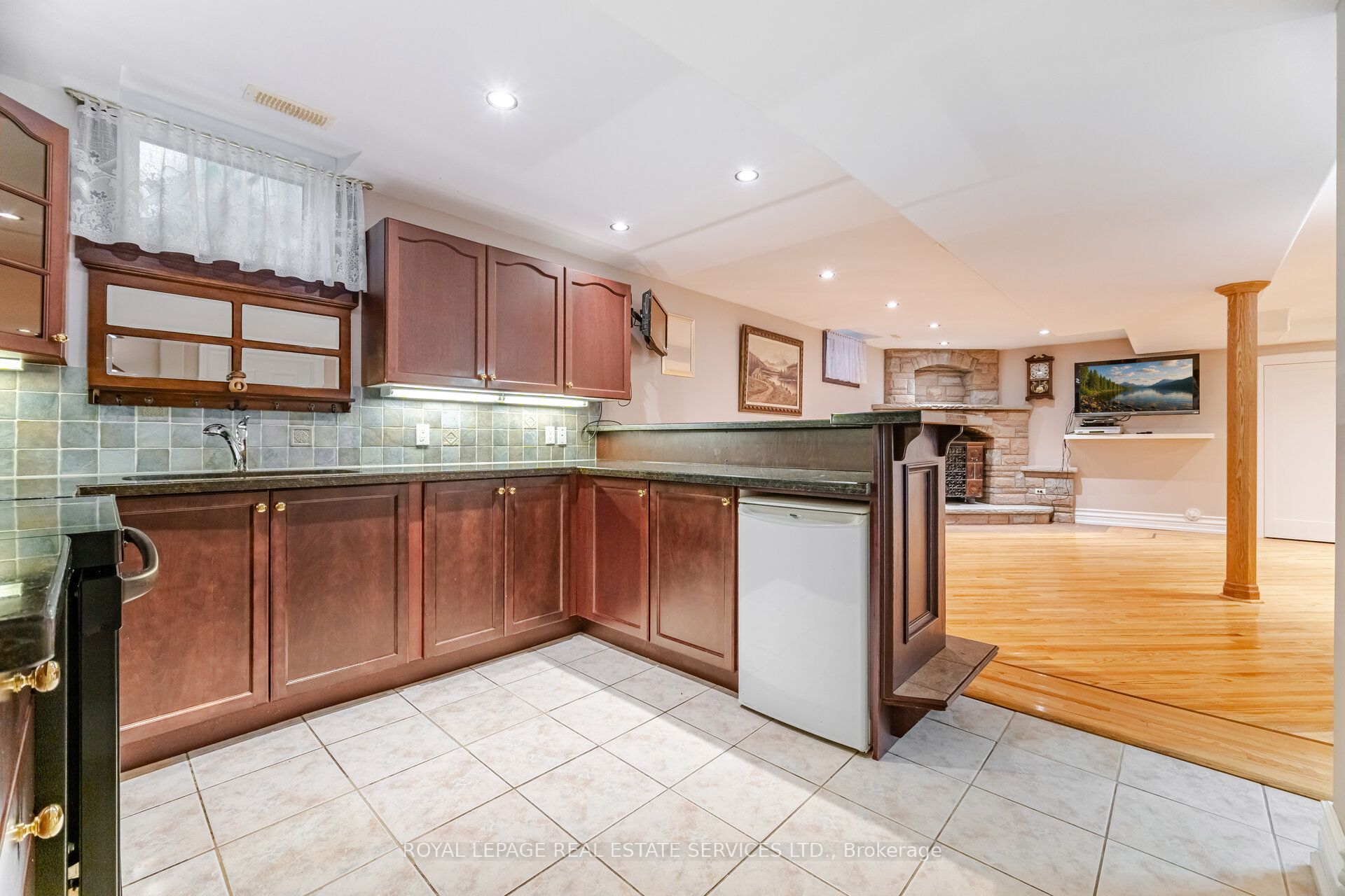 217 Cossack Court Property Photo 31