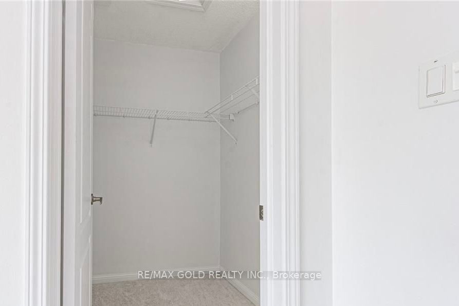 812 Fowles Court Property Photo 20