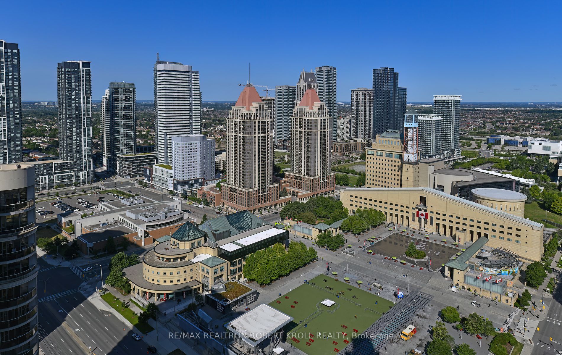 3939 Duke Of York Boulevard Ph 7 Property Photo 31