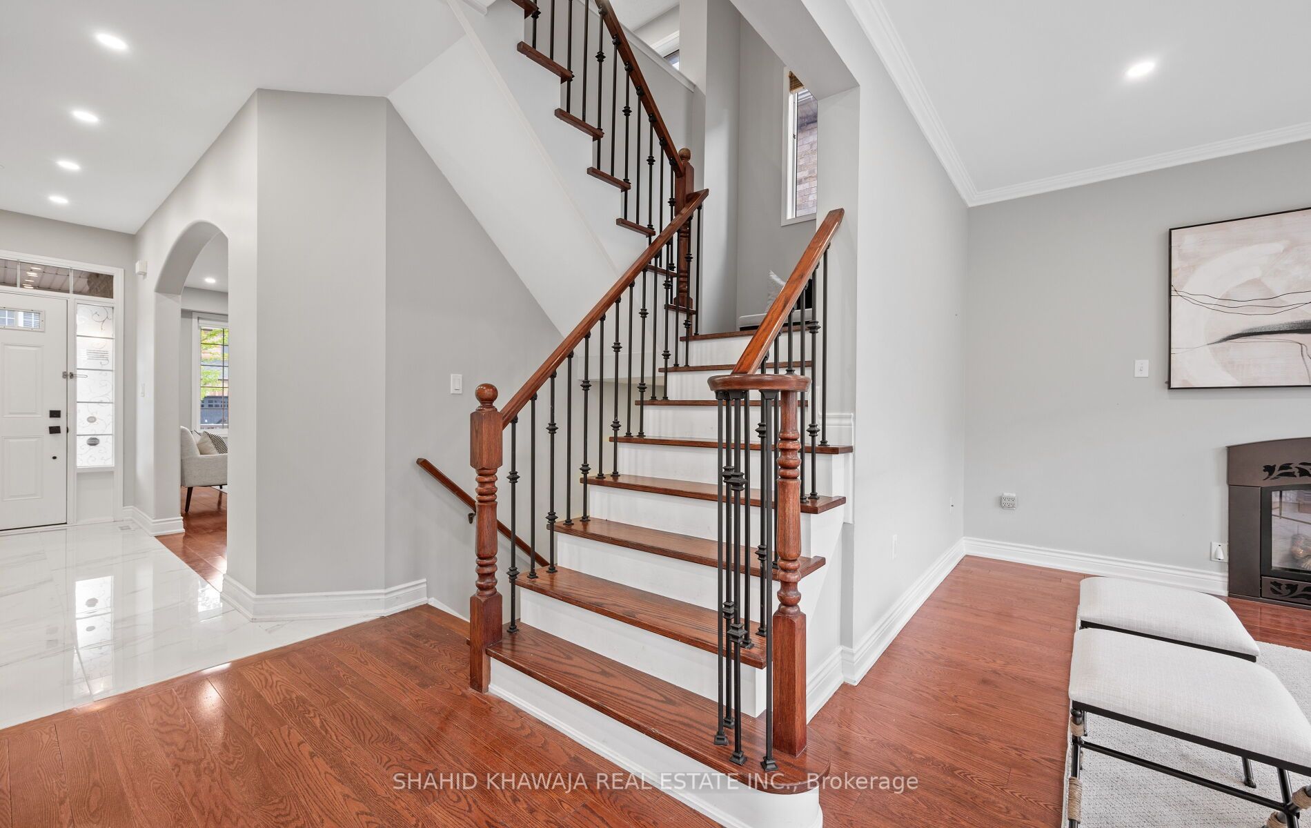 566 Hood Terrace Property Photo 19