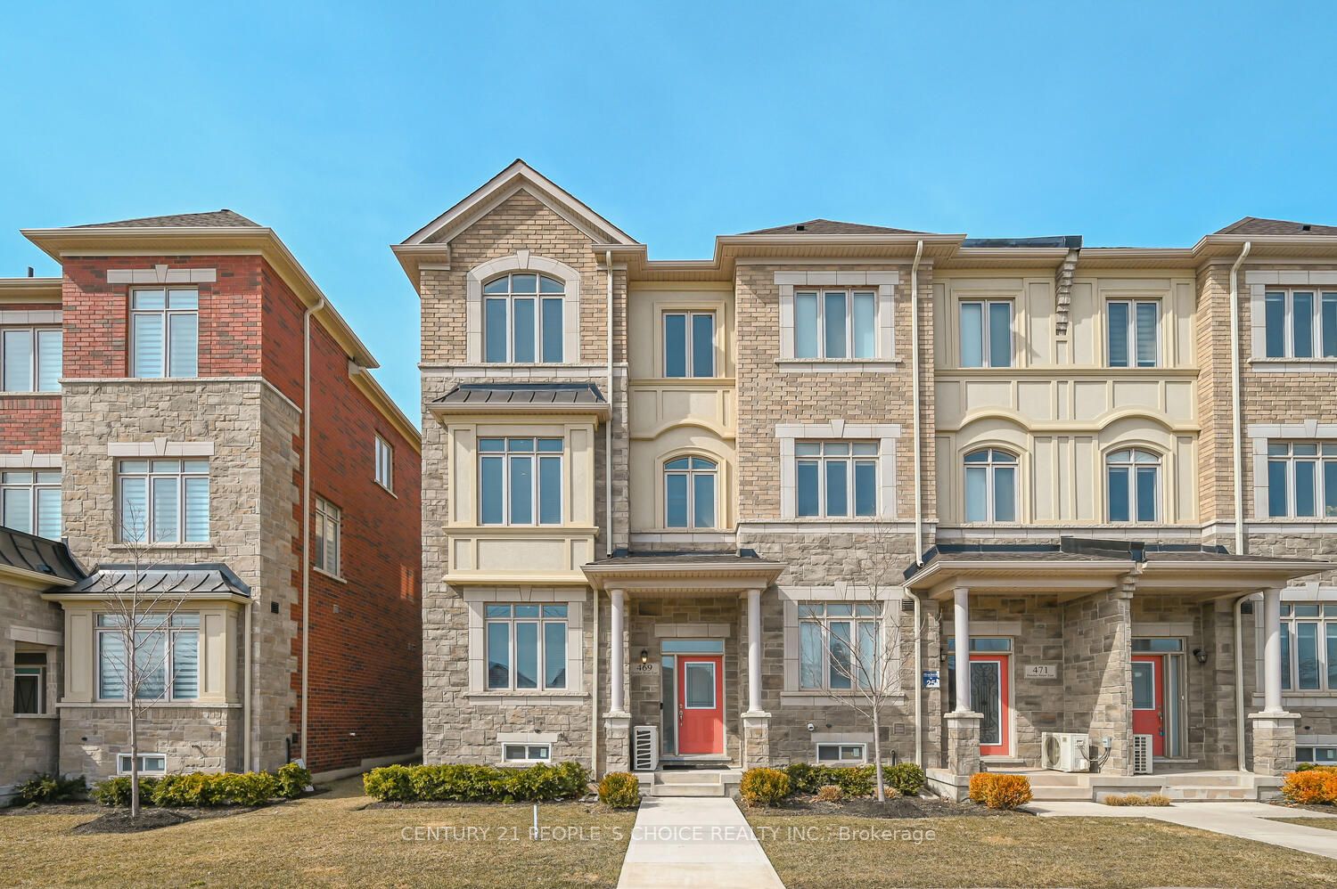 469 Dundas St E Property Photo 1