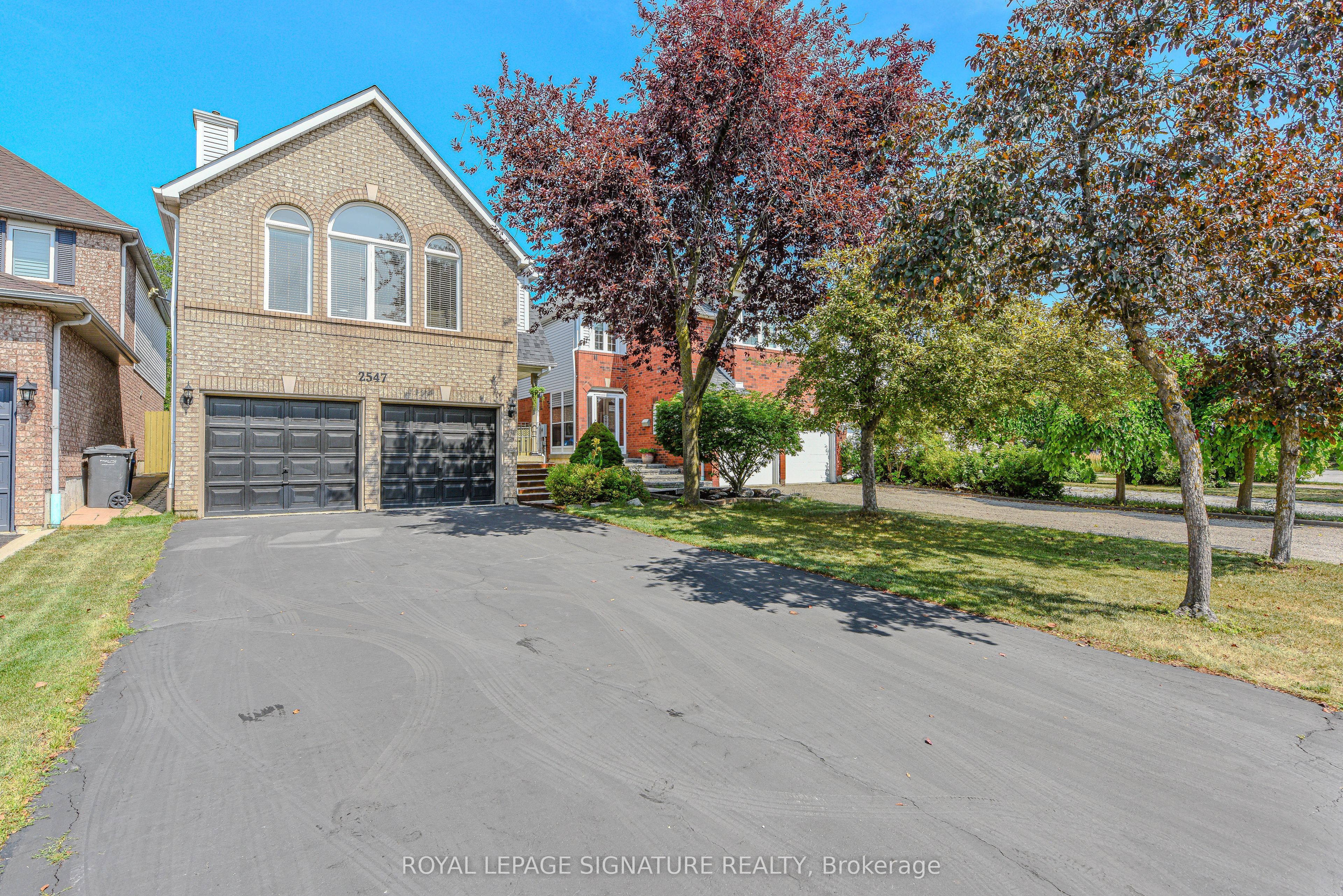 2547 Raglan Court Property Photo 1