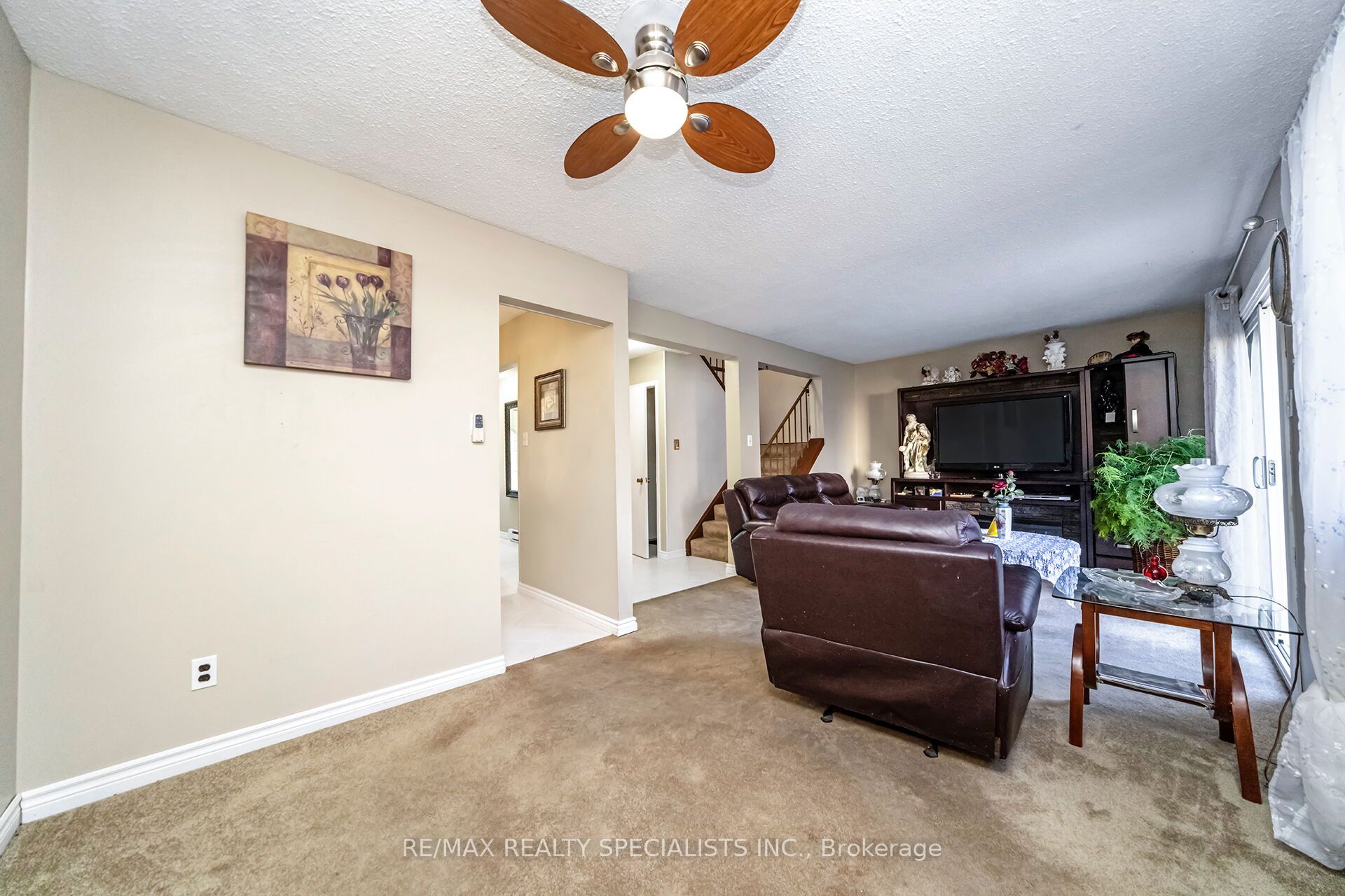 30 Hardcastle Court Property Photo 8