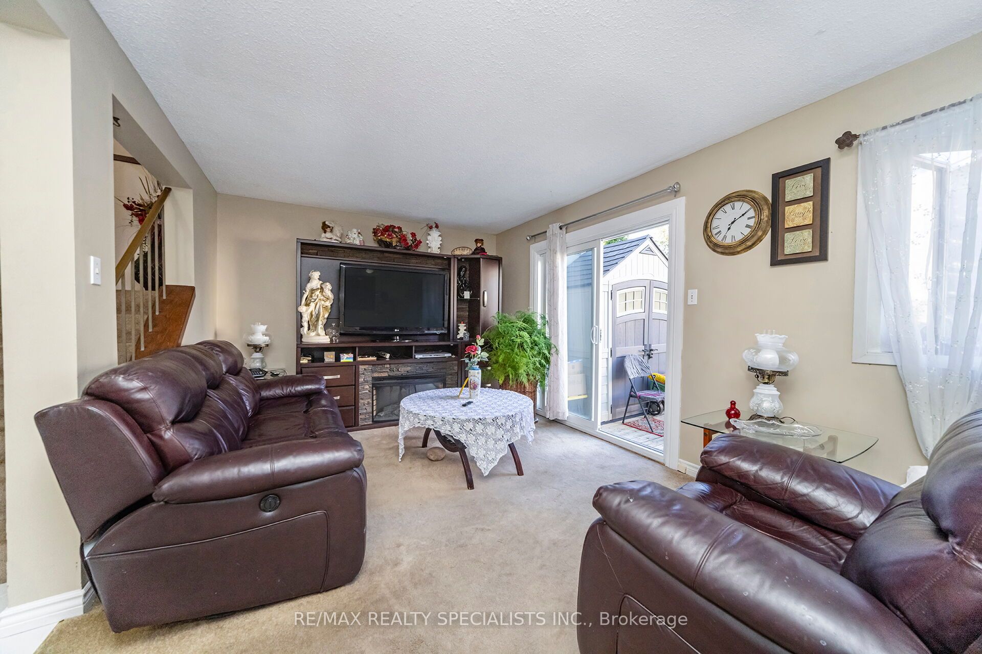 30 Hardcastle Court Property Photo 9