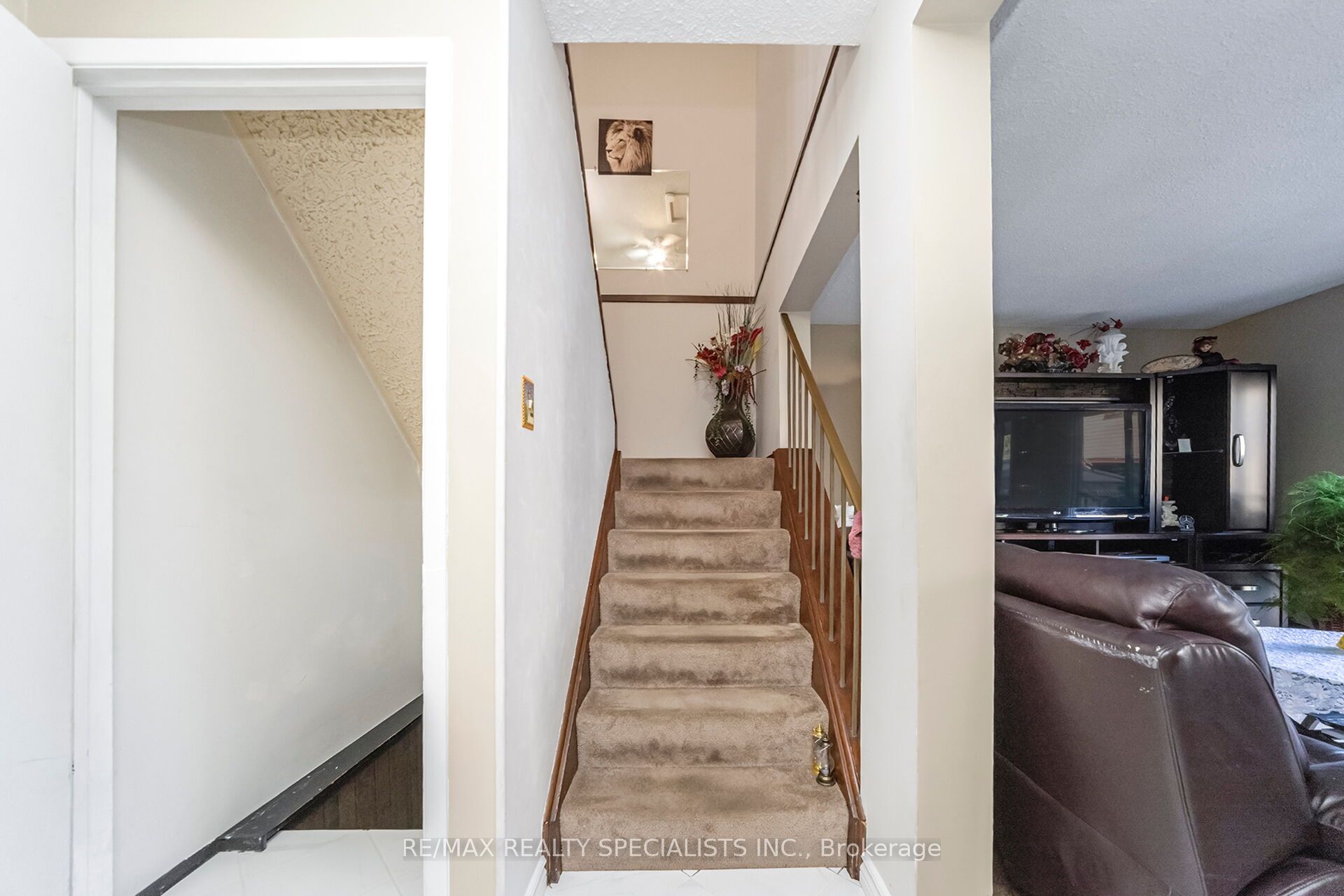30 Hardcastle Court Property Photo 19