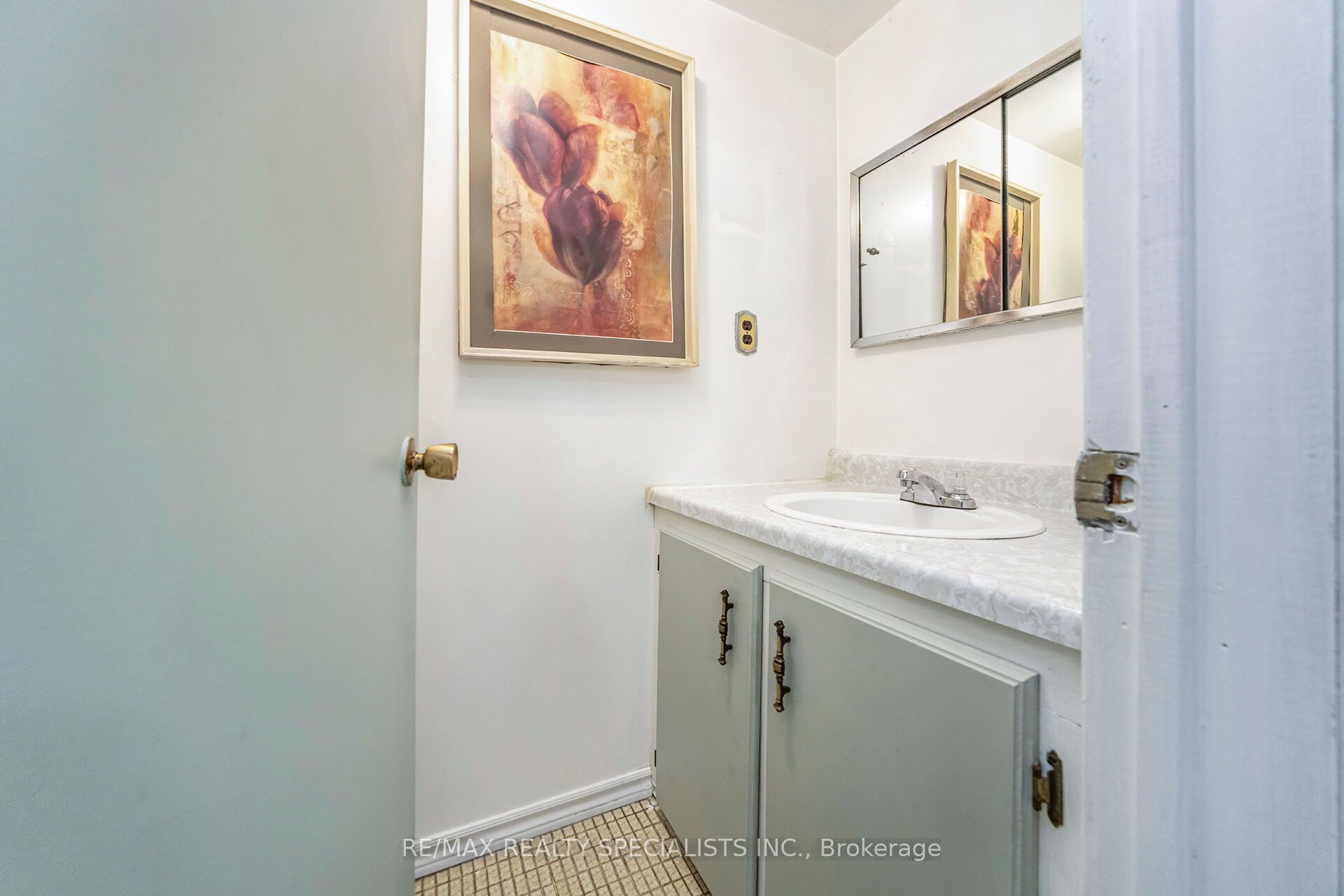 30 Hardcastle Court Property Photo 32