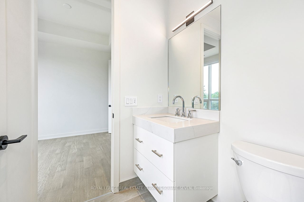 123 Maurice Drive 412 Property Photo 10