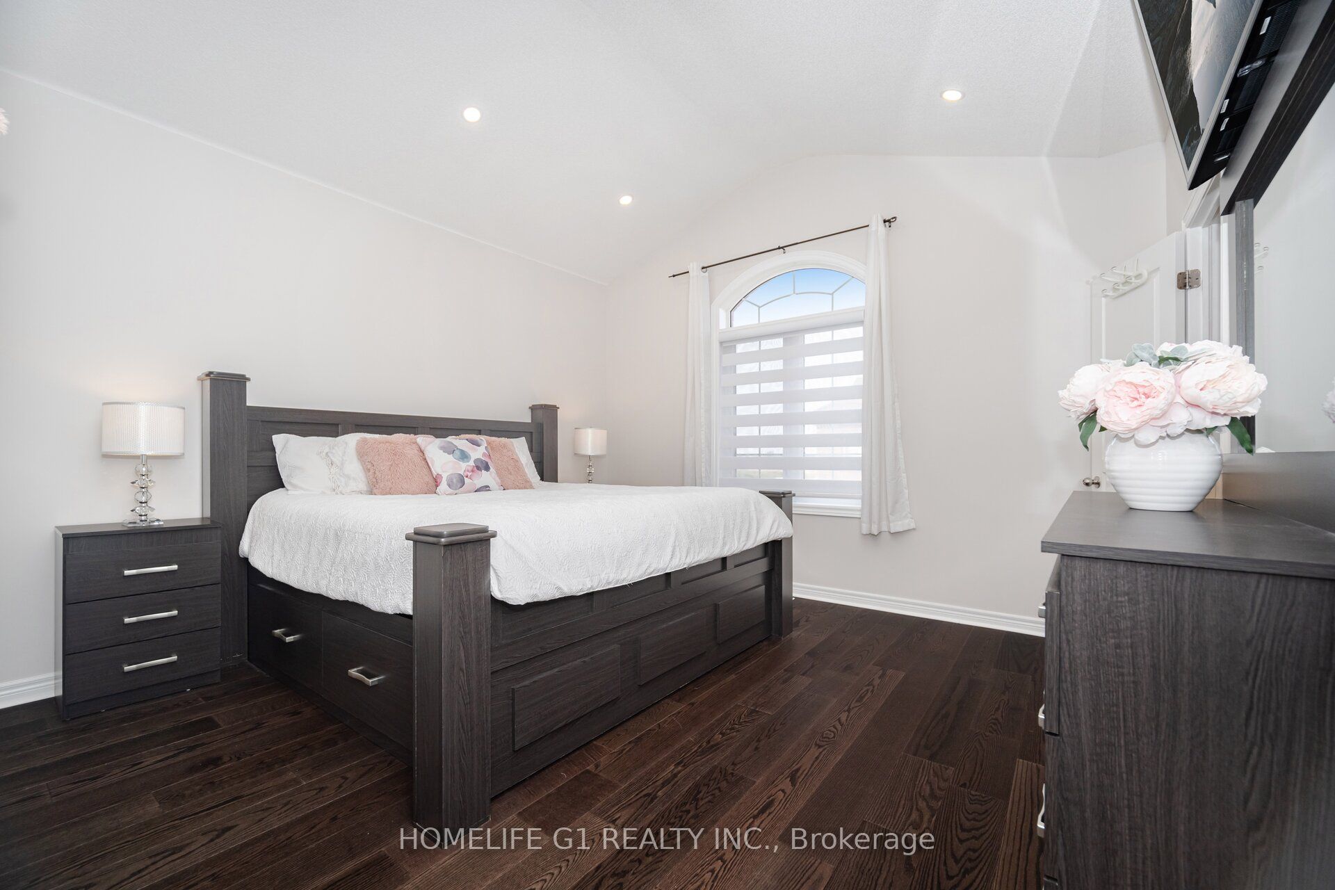 82 Truro Circle Property Photo 17