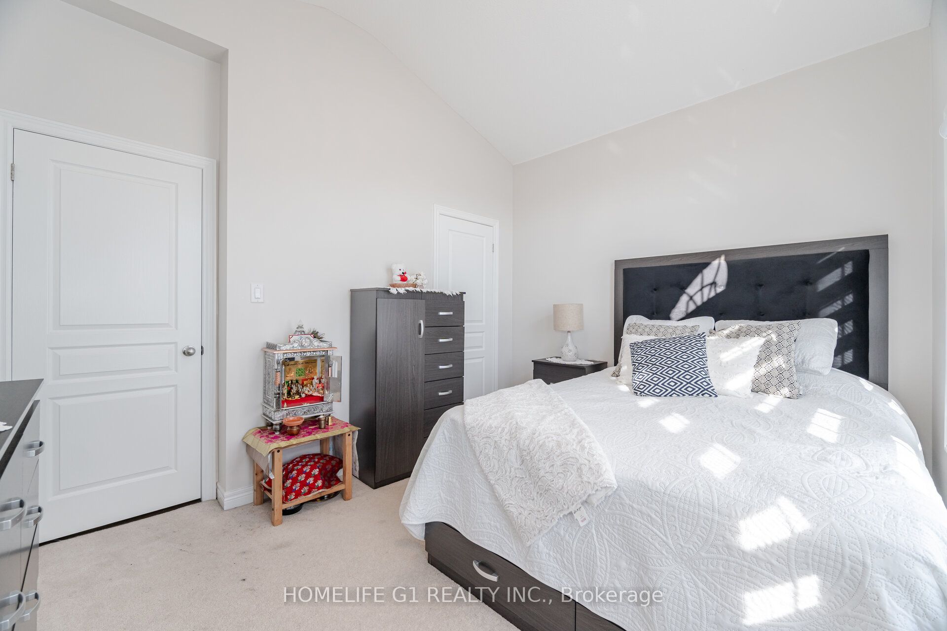 82 Truro Circle Property Photo 25