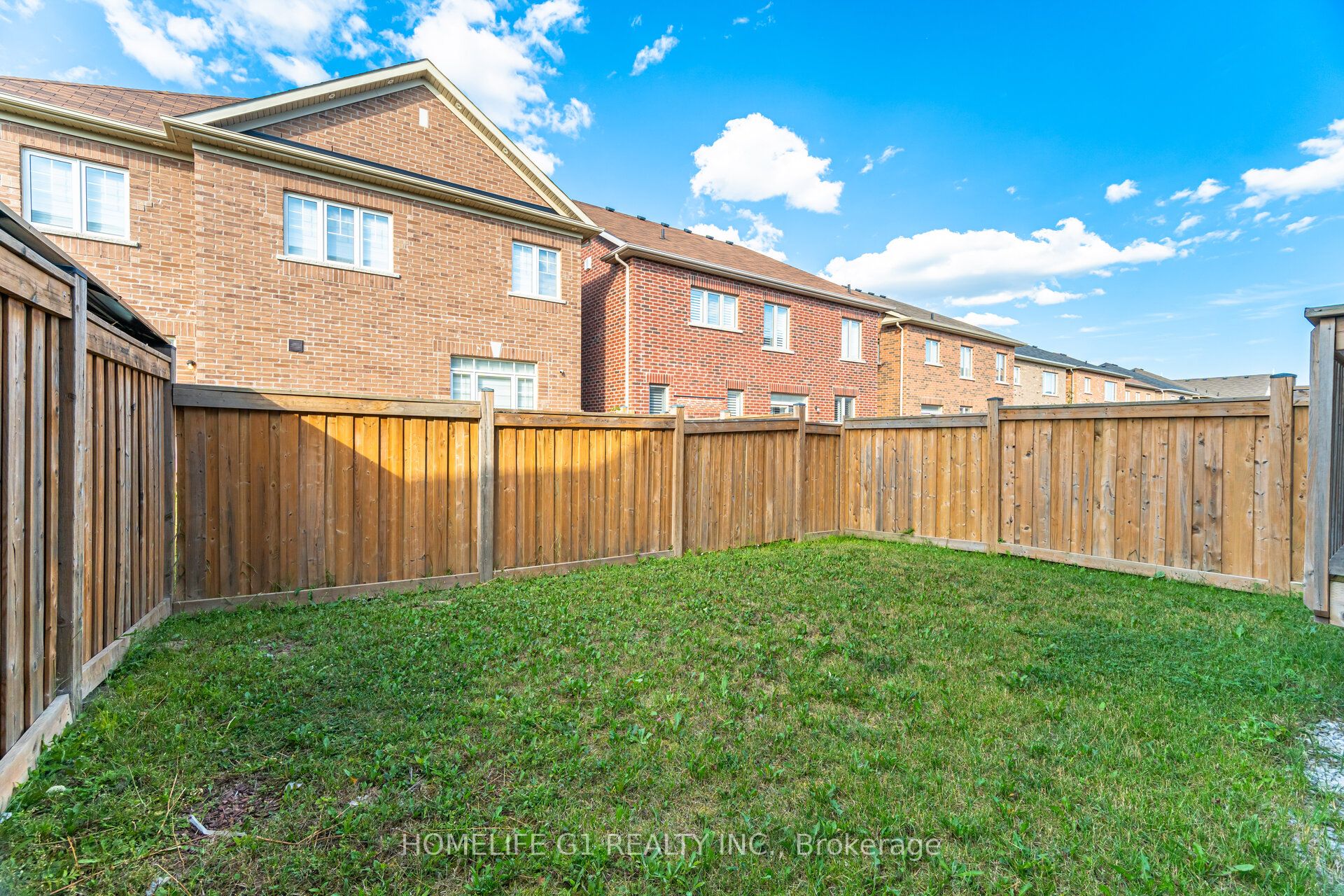 82 Truro Circle Property Photo 41