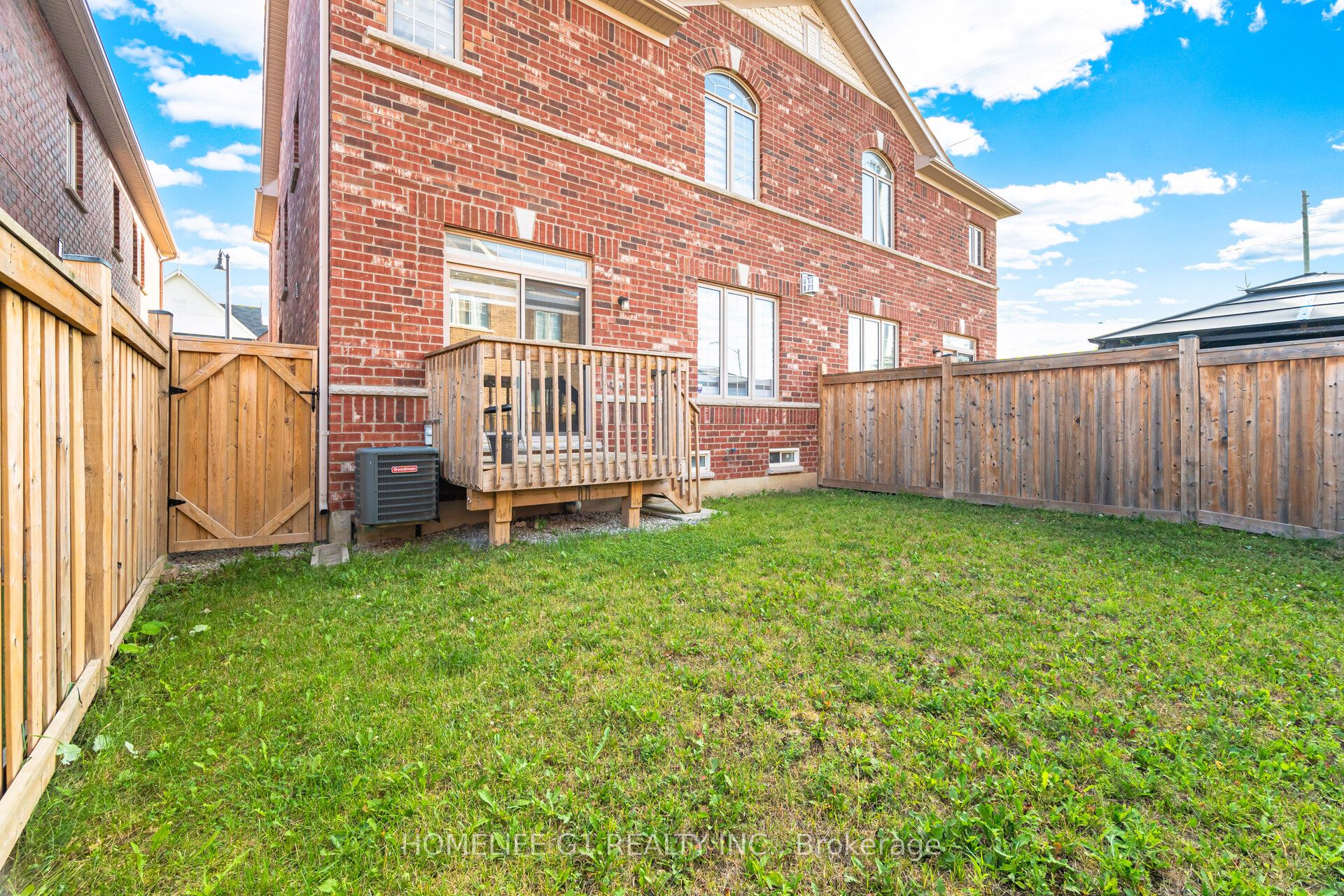 82 Truro Circle Property Photo 43