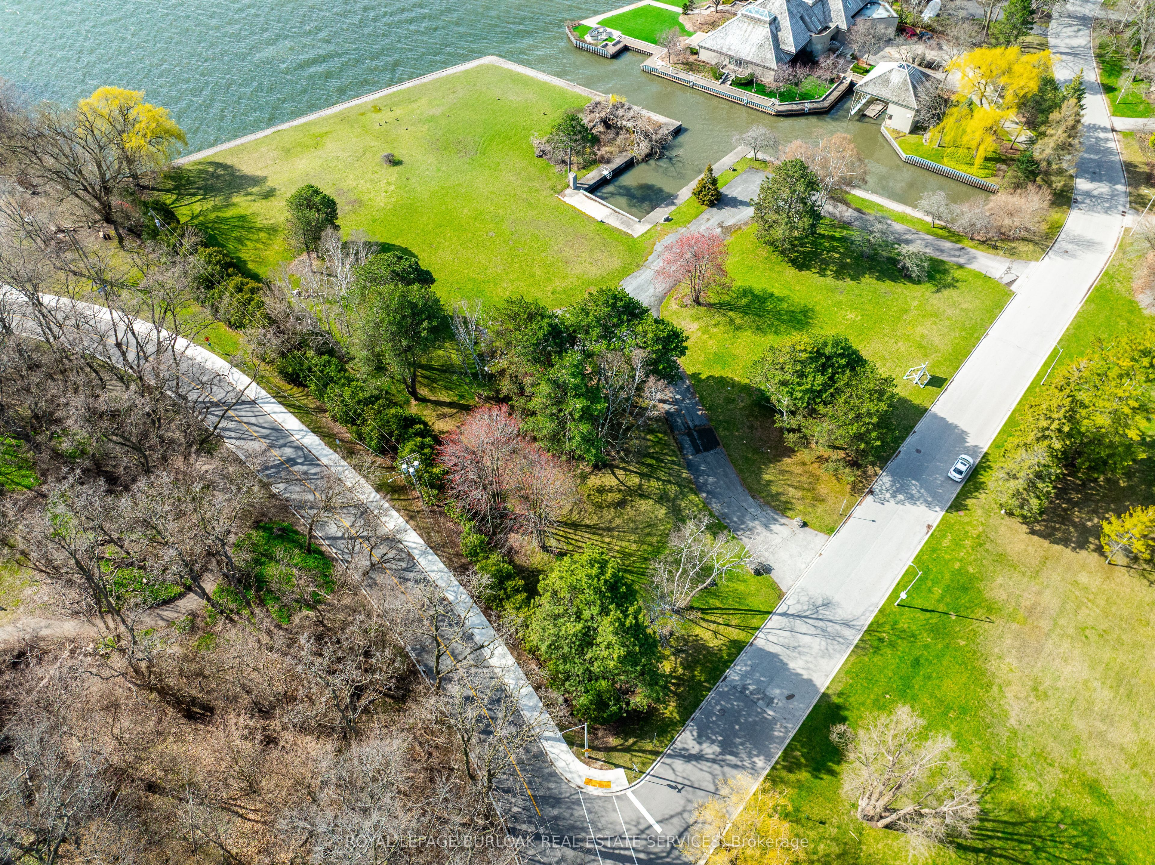 800 Lasalle Park Road Property Photo 6