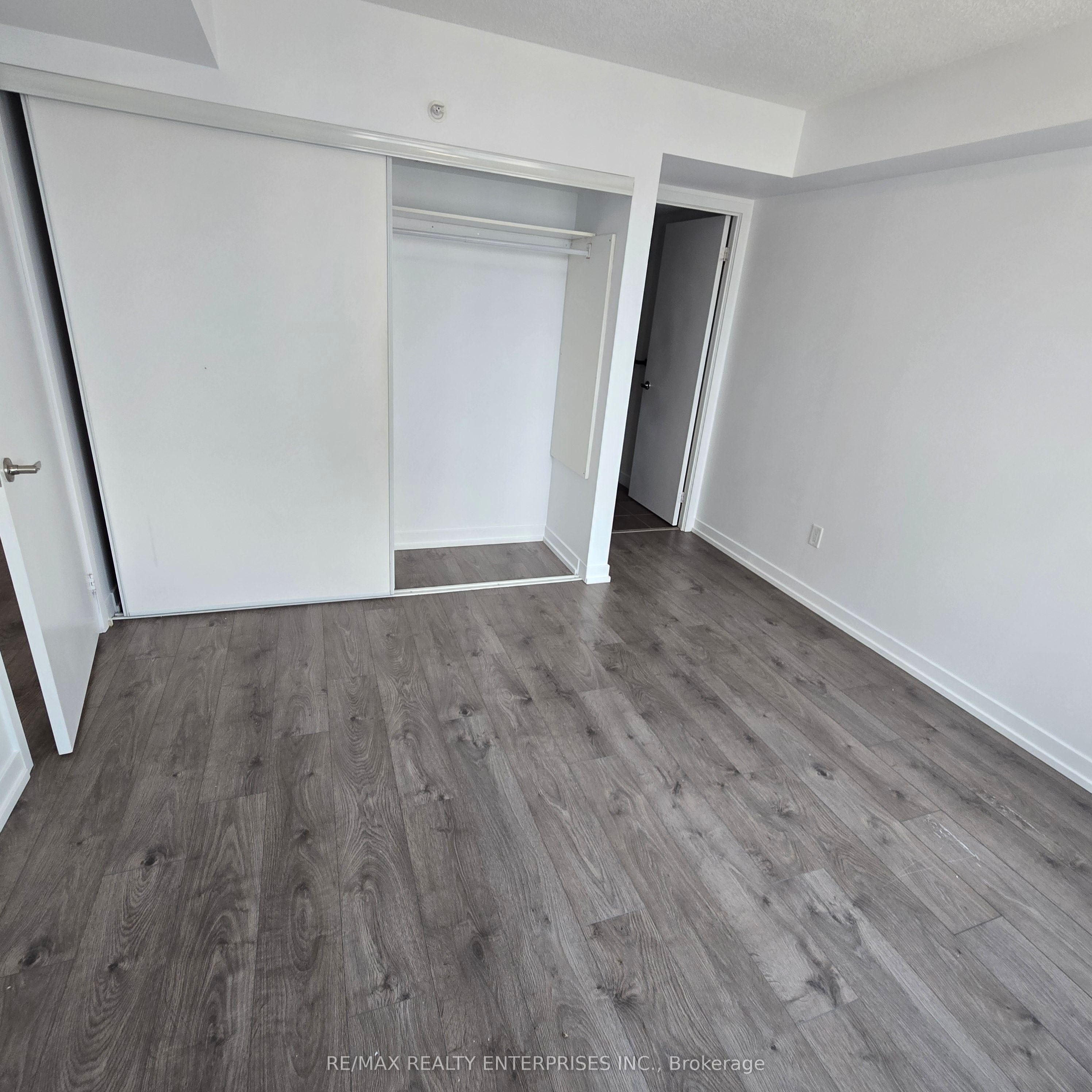 1410 Dupont Street 2201 Property Photo 6