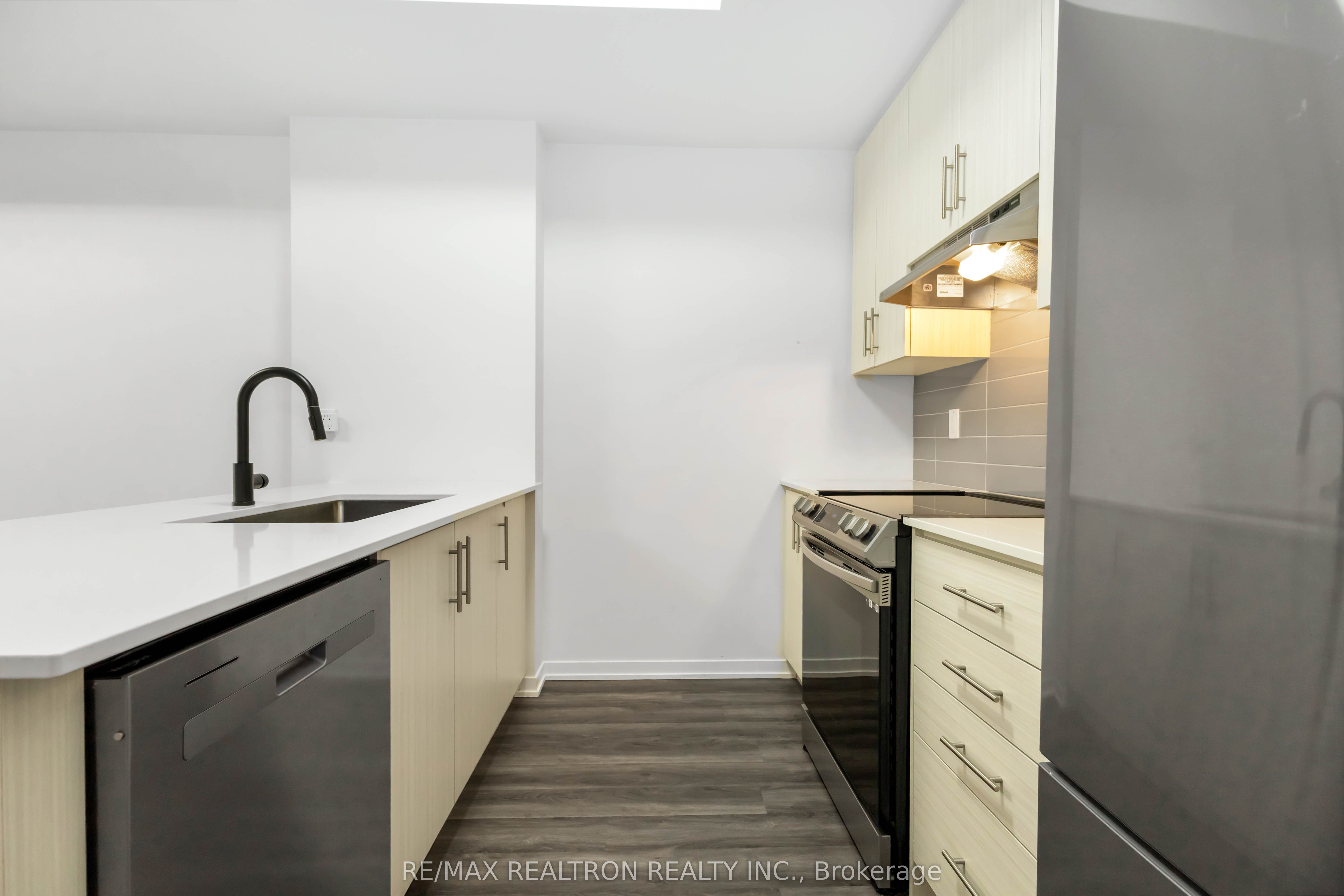 20 William Jackson Way 89 Property Photo 8