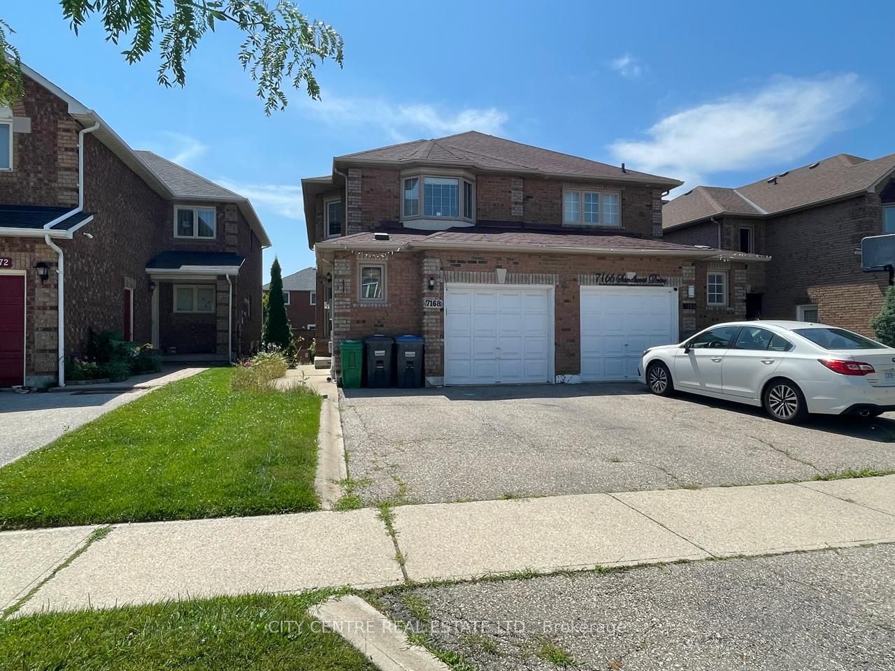 7168 Sandhurst Drive Property Photo 1