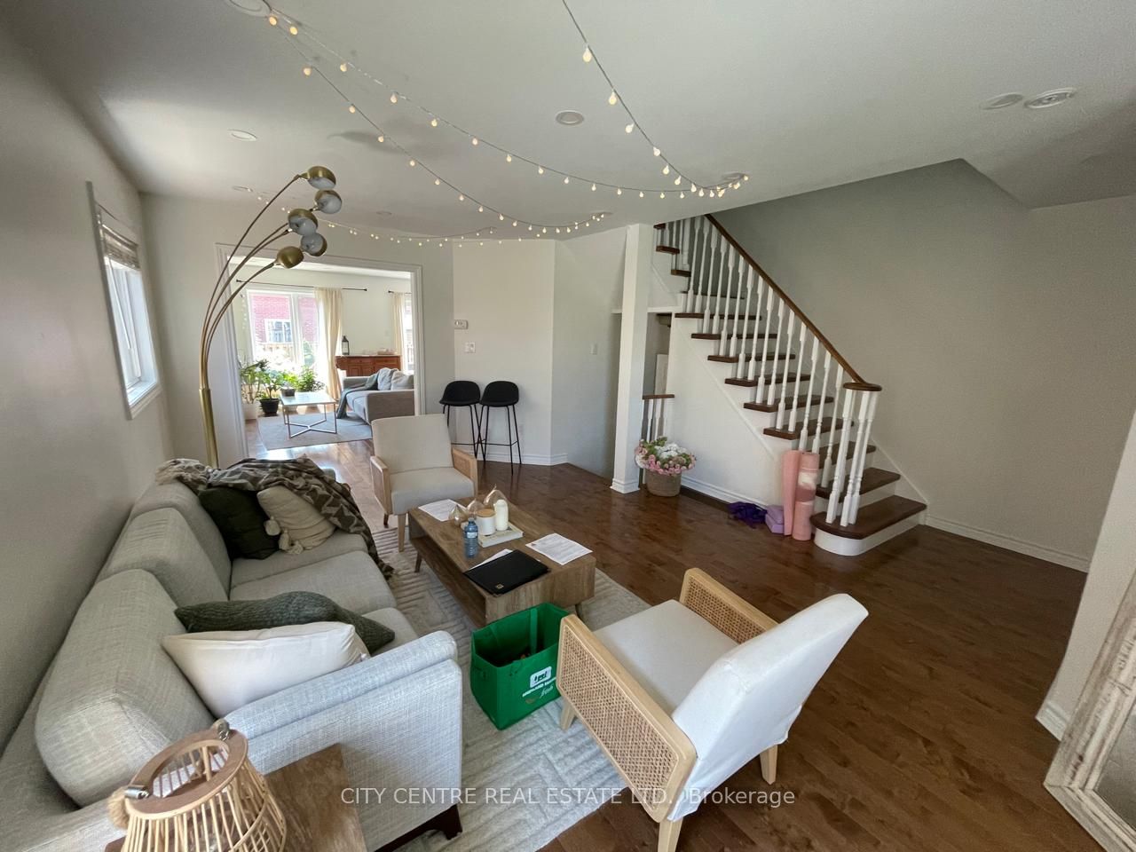 7168 Sandhurst Drive Property Photo 14