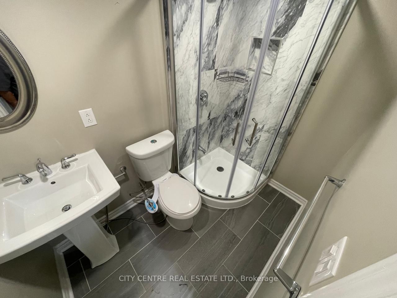 7168 Sandhurst Drive Property Photo 24