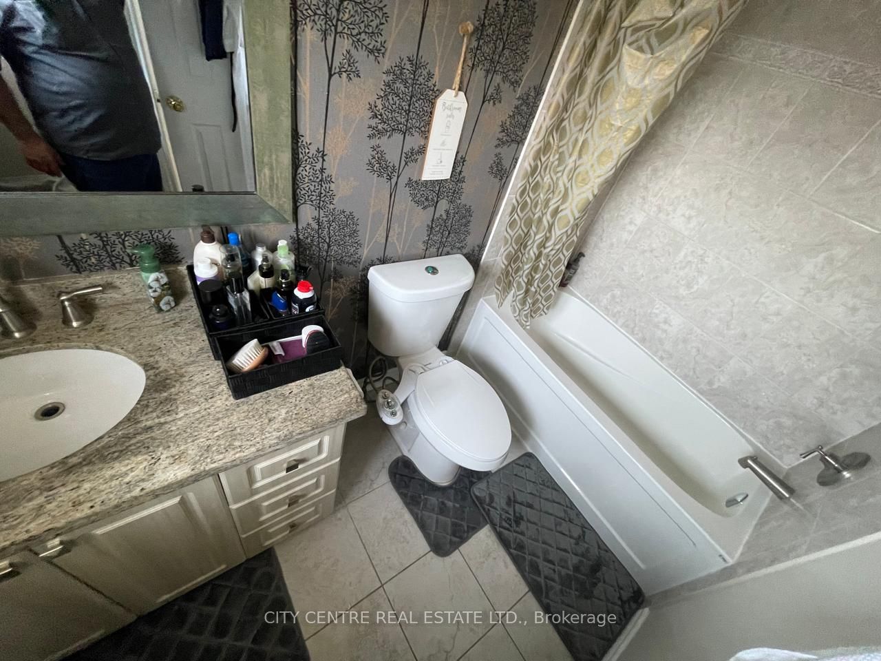 7168 Sandhurst Drive Property Photo 31