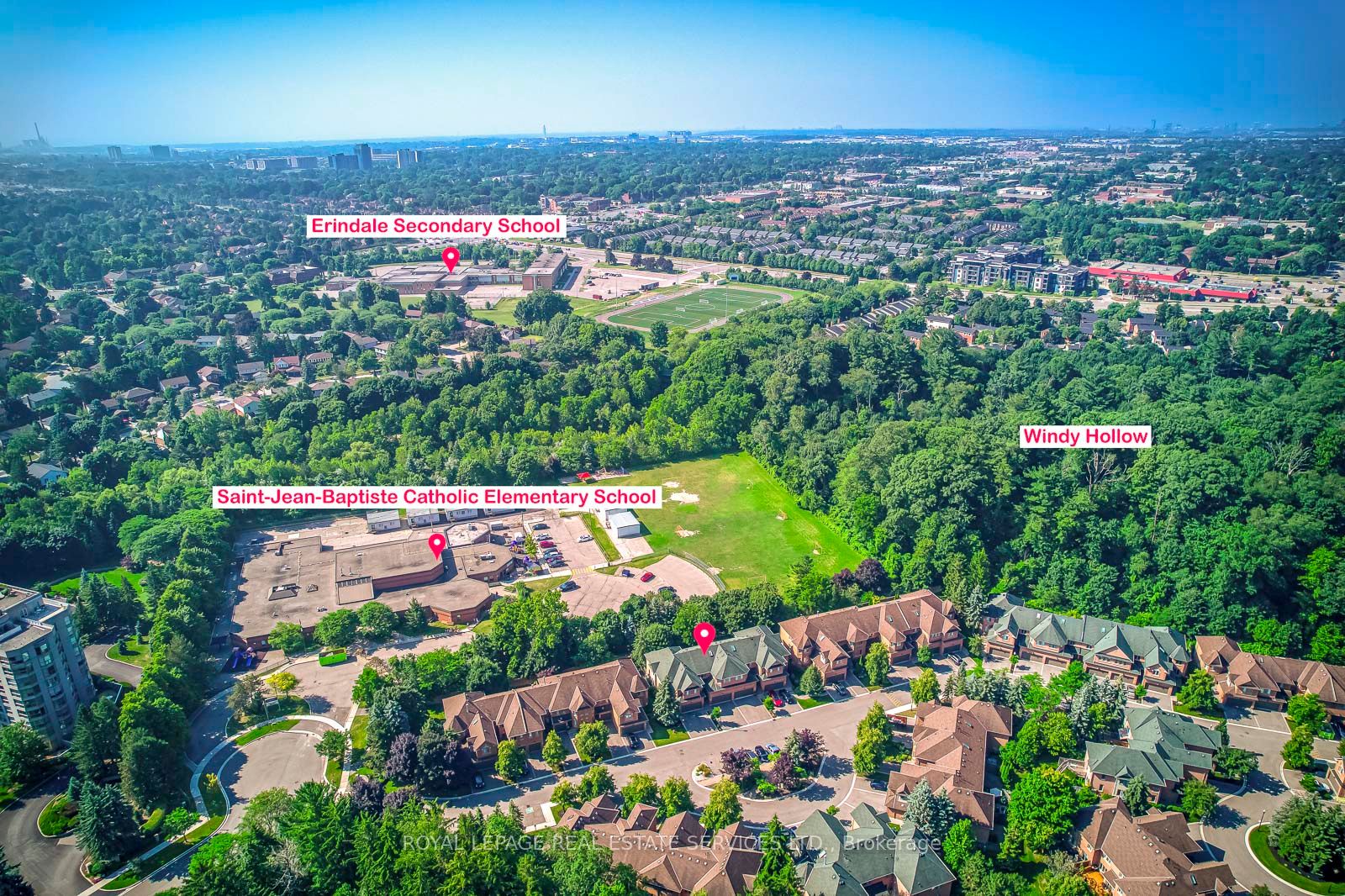 1905 Broad Hollow Gate 49 Property Photo 6