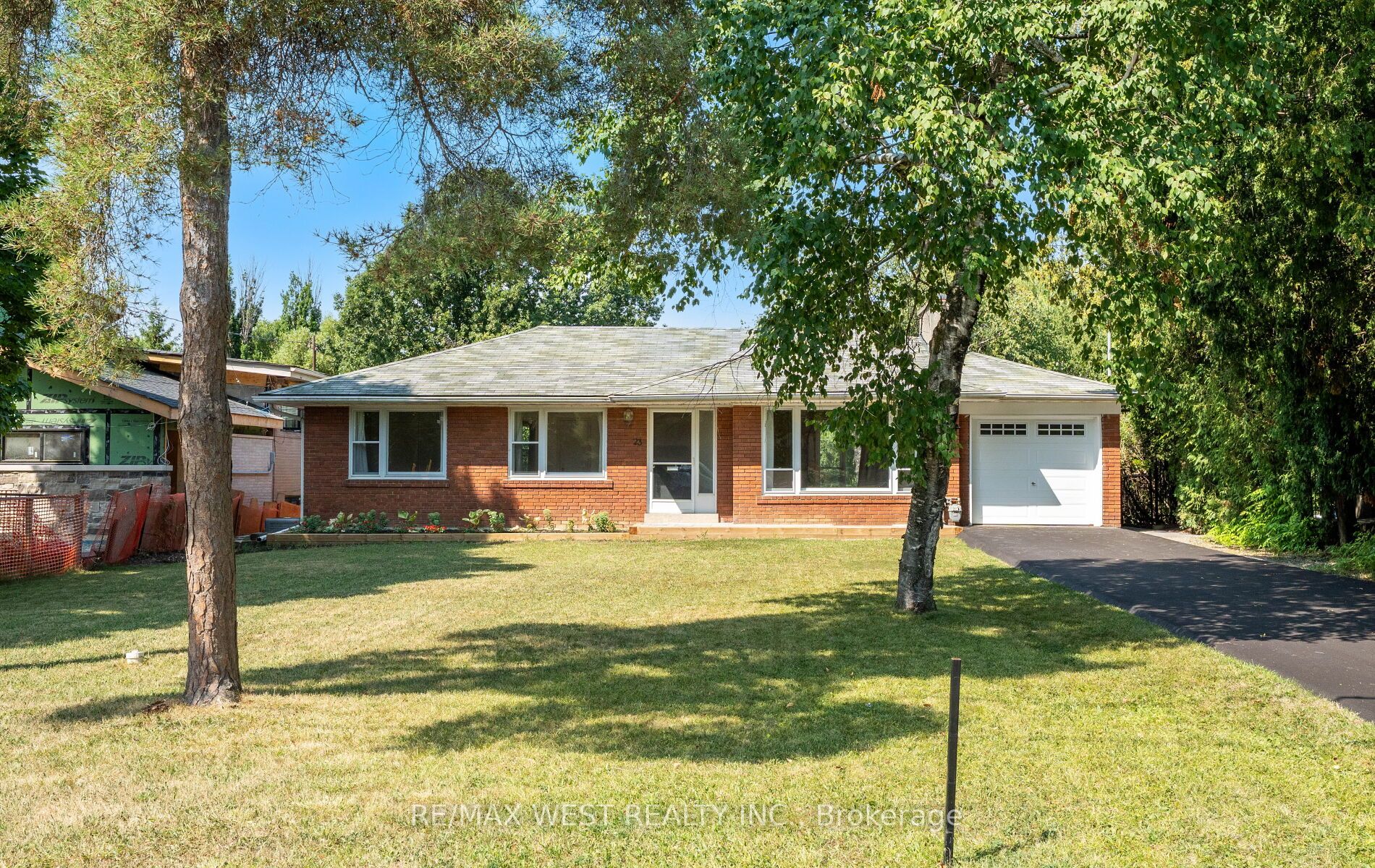 23 Waltham Drive Property Photo 2