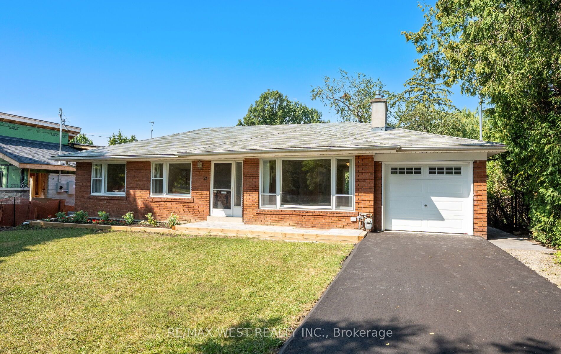 23 Waltham Drive Property Photo 4
