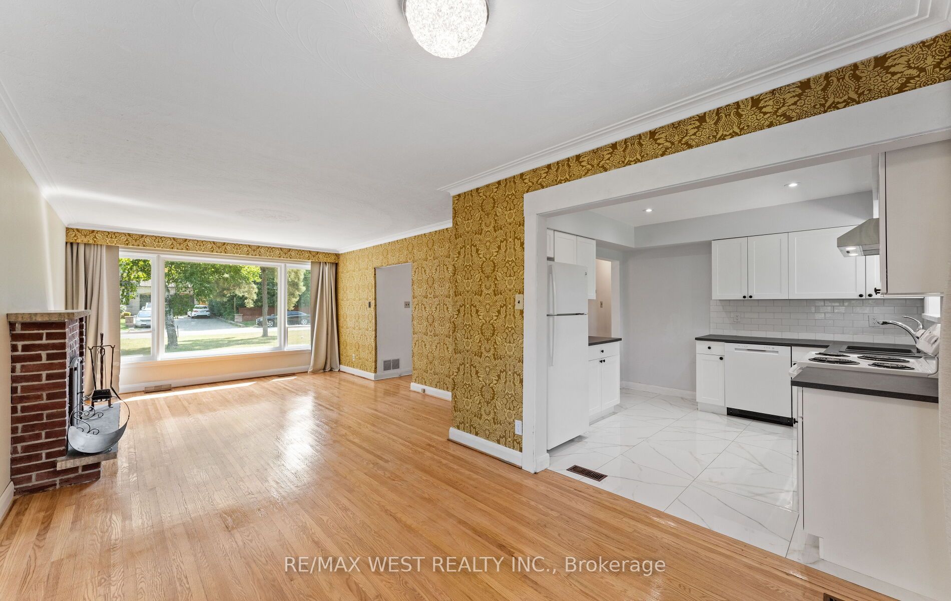 23 Waltham Drive Property Photo 15