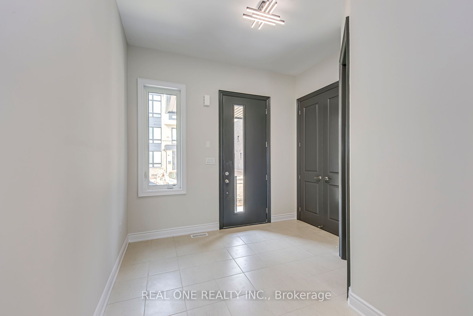 3103 Perkins Way Property Photo 3