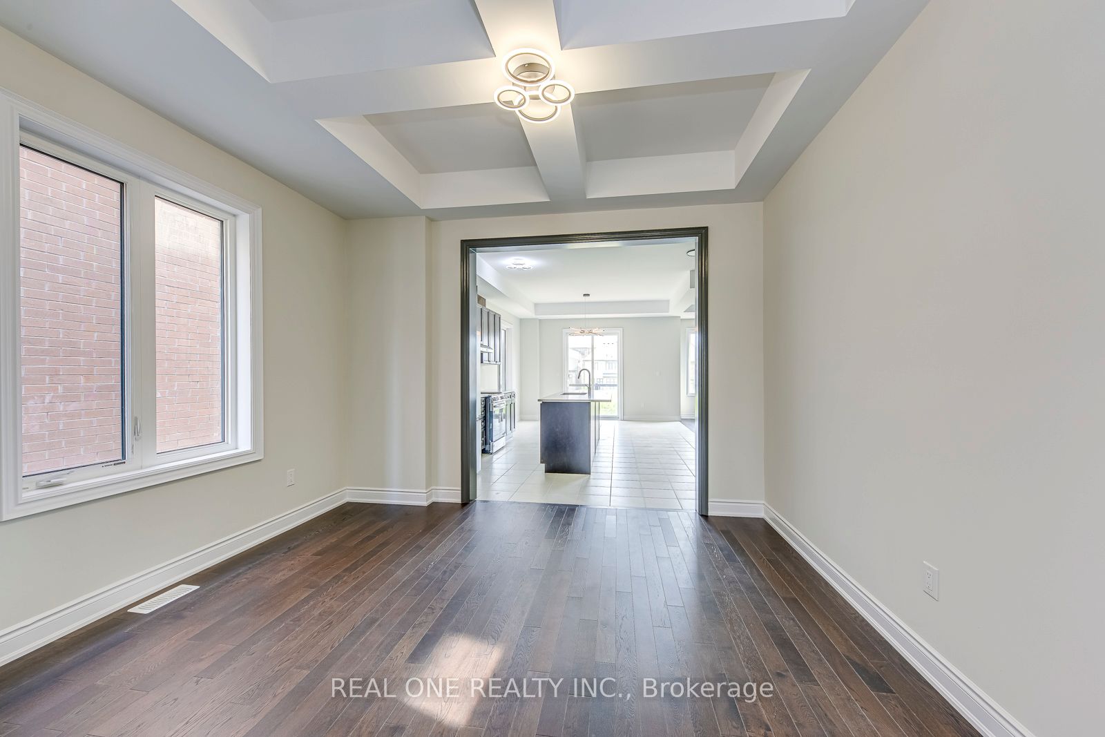 3103 Perkins Way Property Photo 4