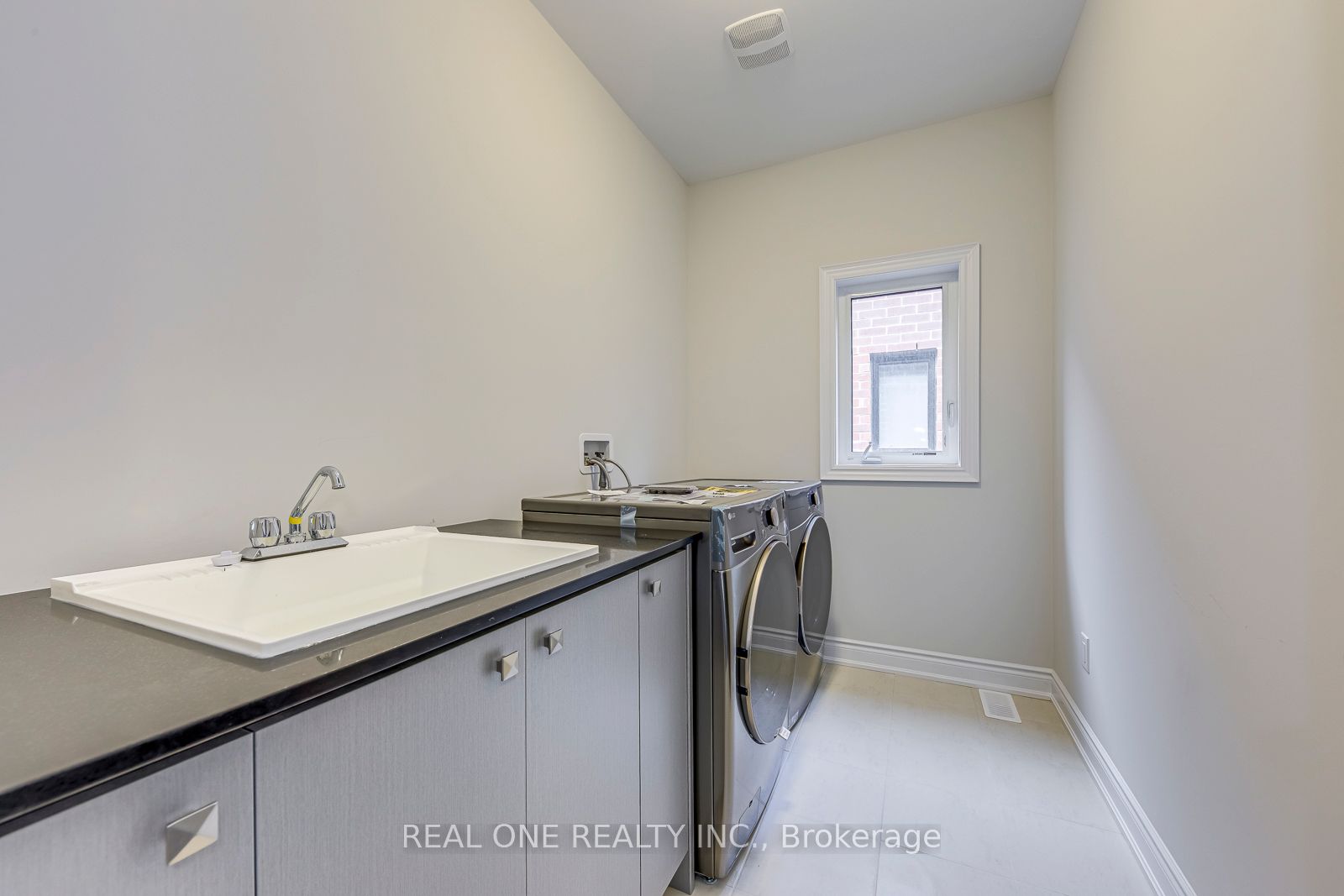 3103 Perkins Way Property Photo 28