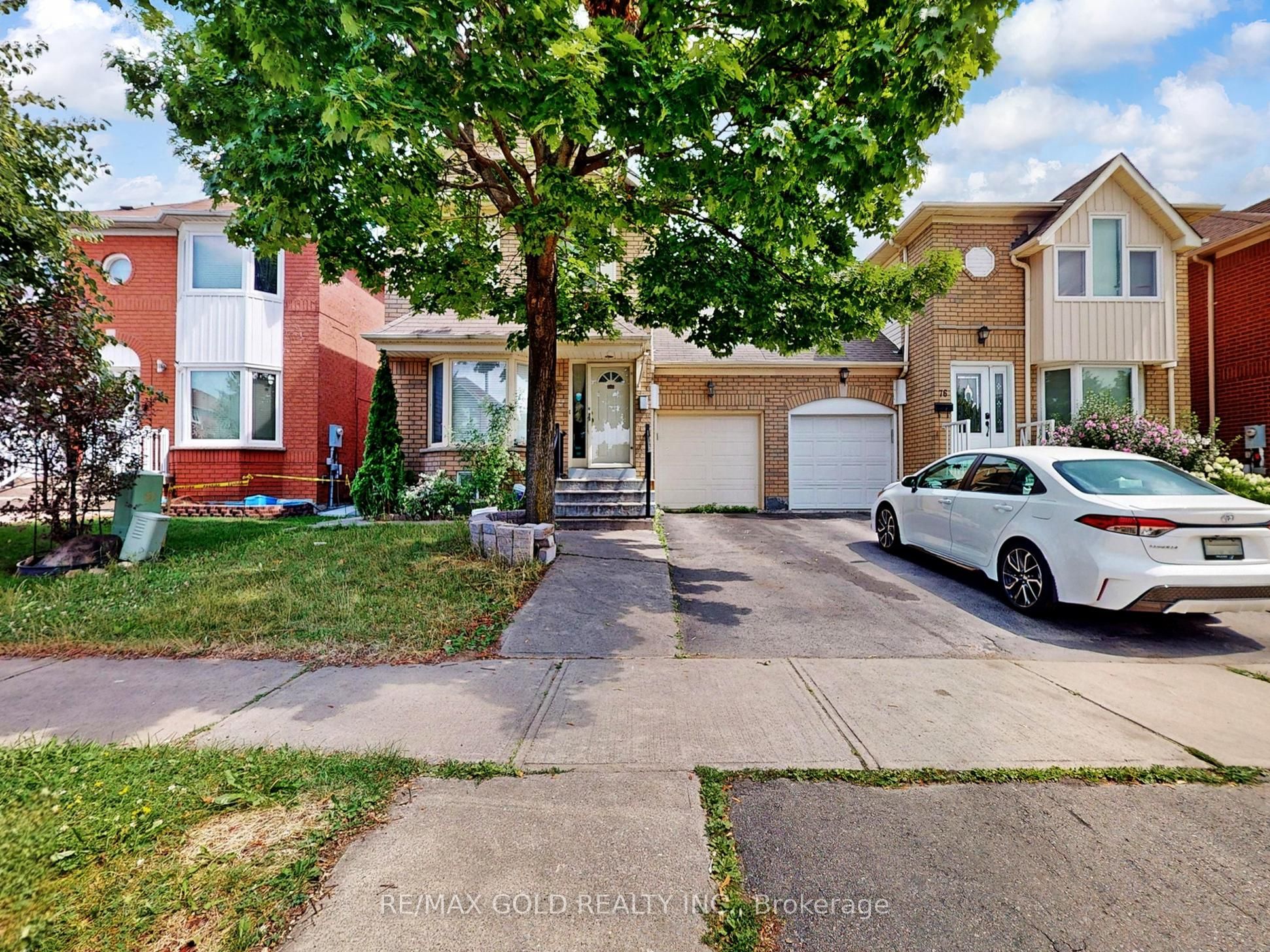 78 Fern Valley Crescent Property Photo 1