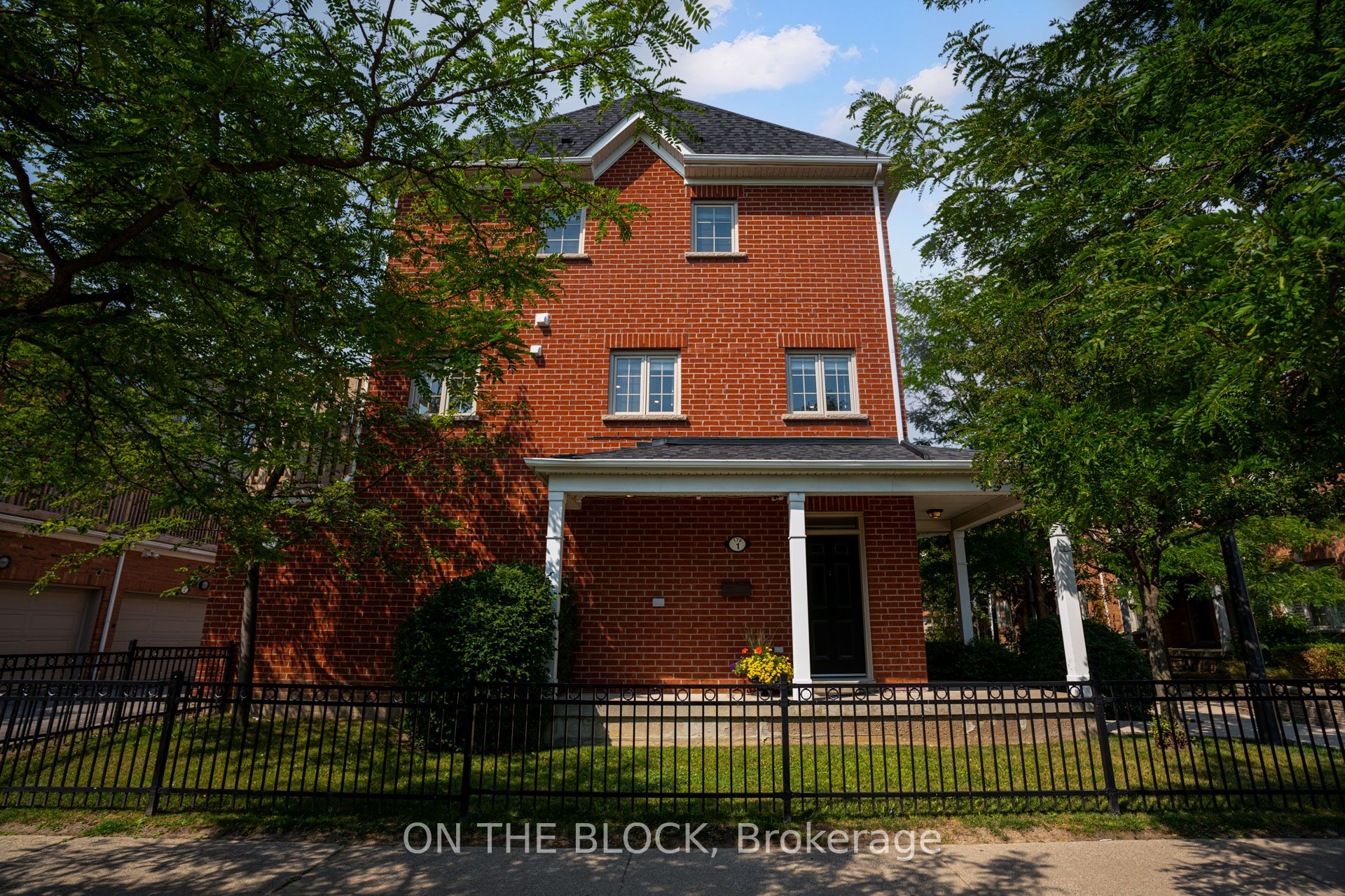 170 Twelfth Street 1 Property Photo 2