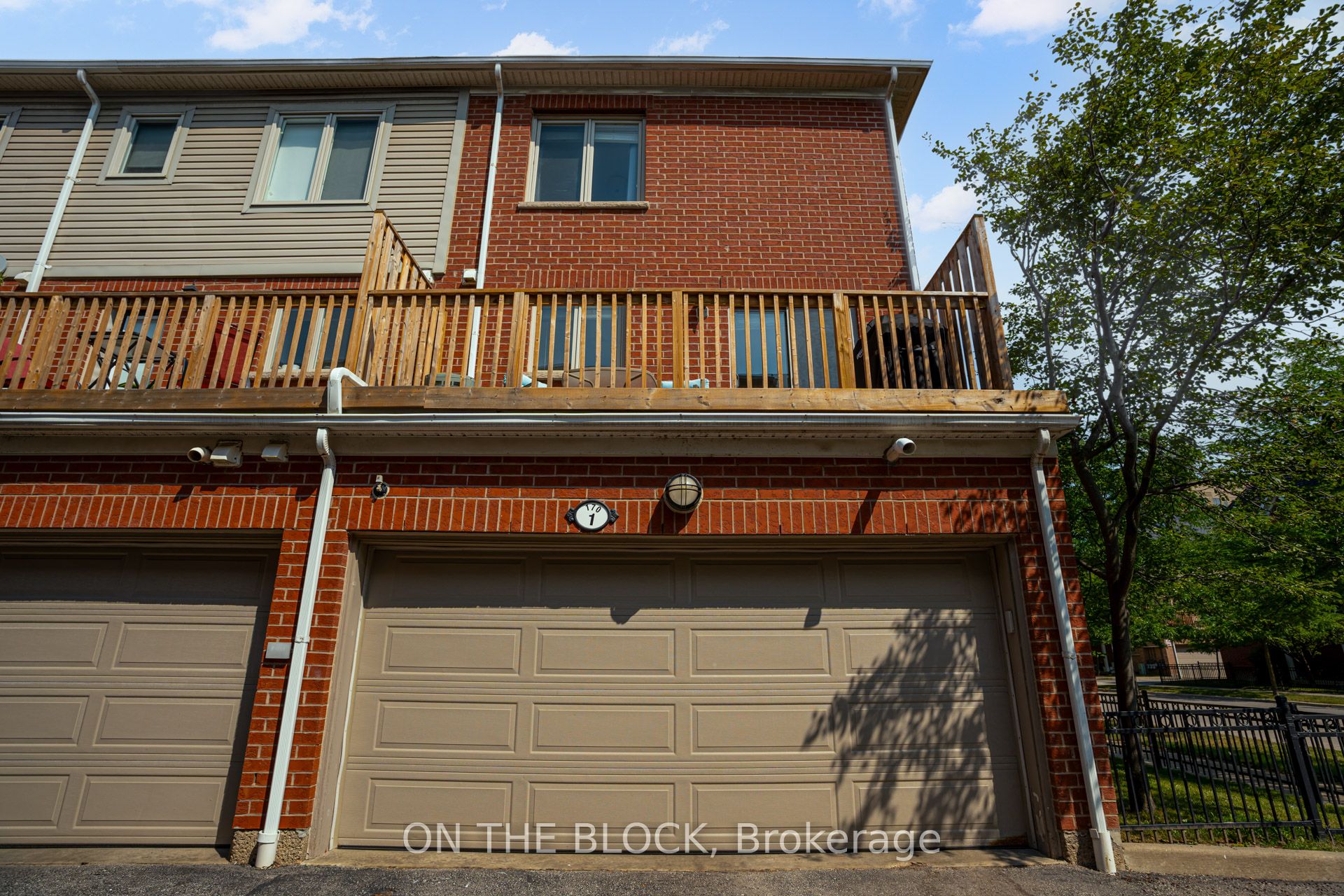 170 Twelfth Street 1 Property Photo 4