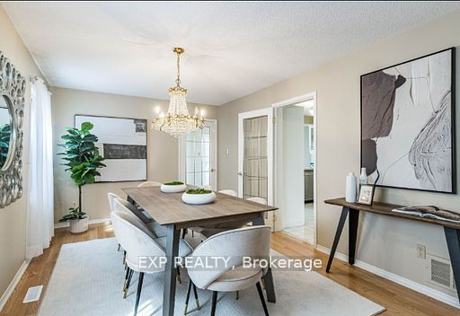 449 Greenpark Crescent Property Photo 4