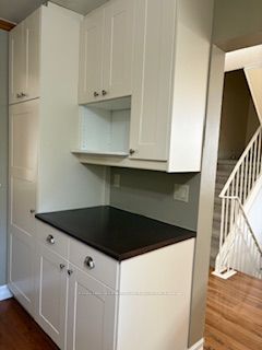 24 Sutter Ave Property Photo 15