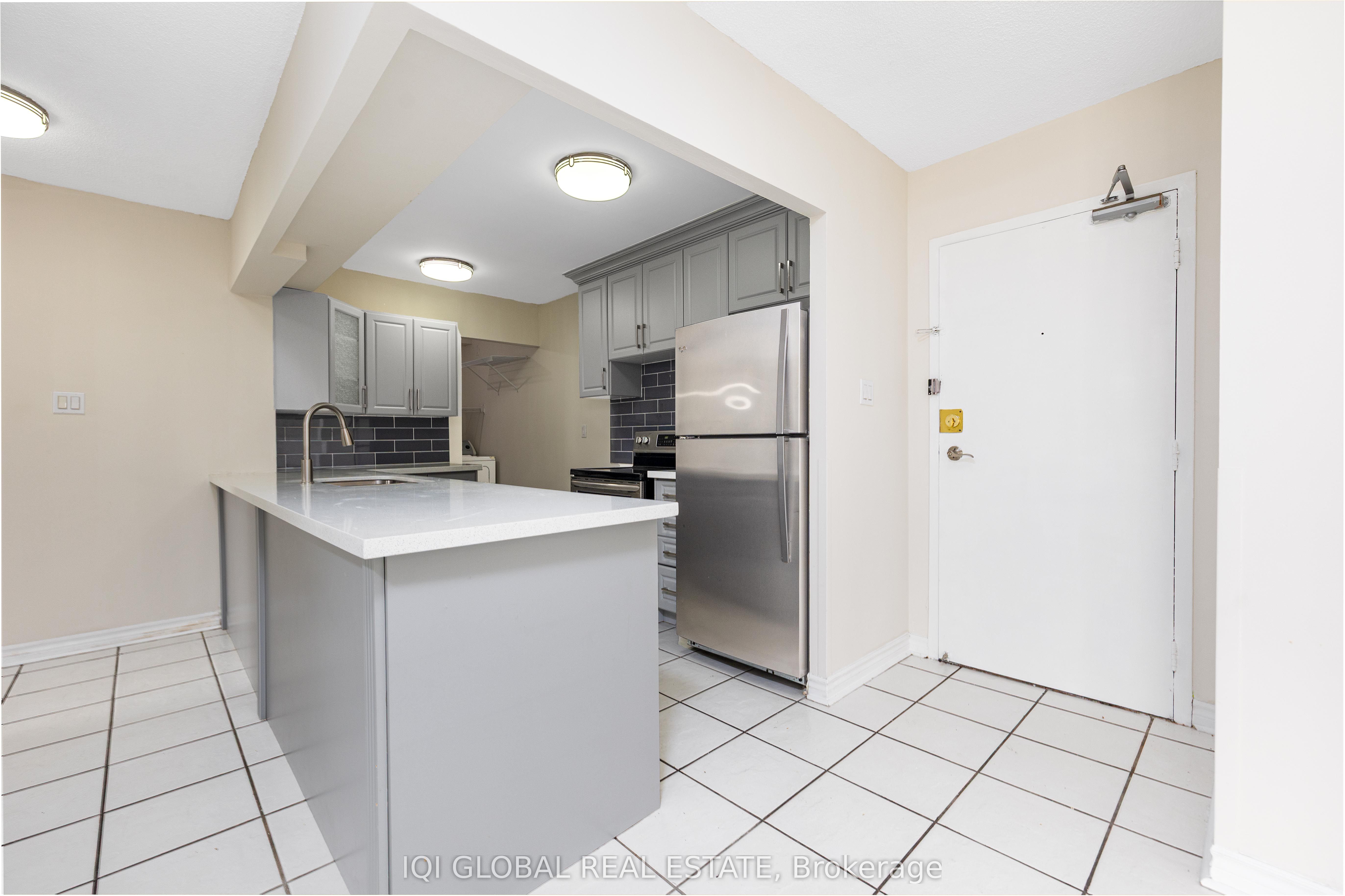 390 Dixon Road 1516 Property Photo 15