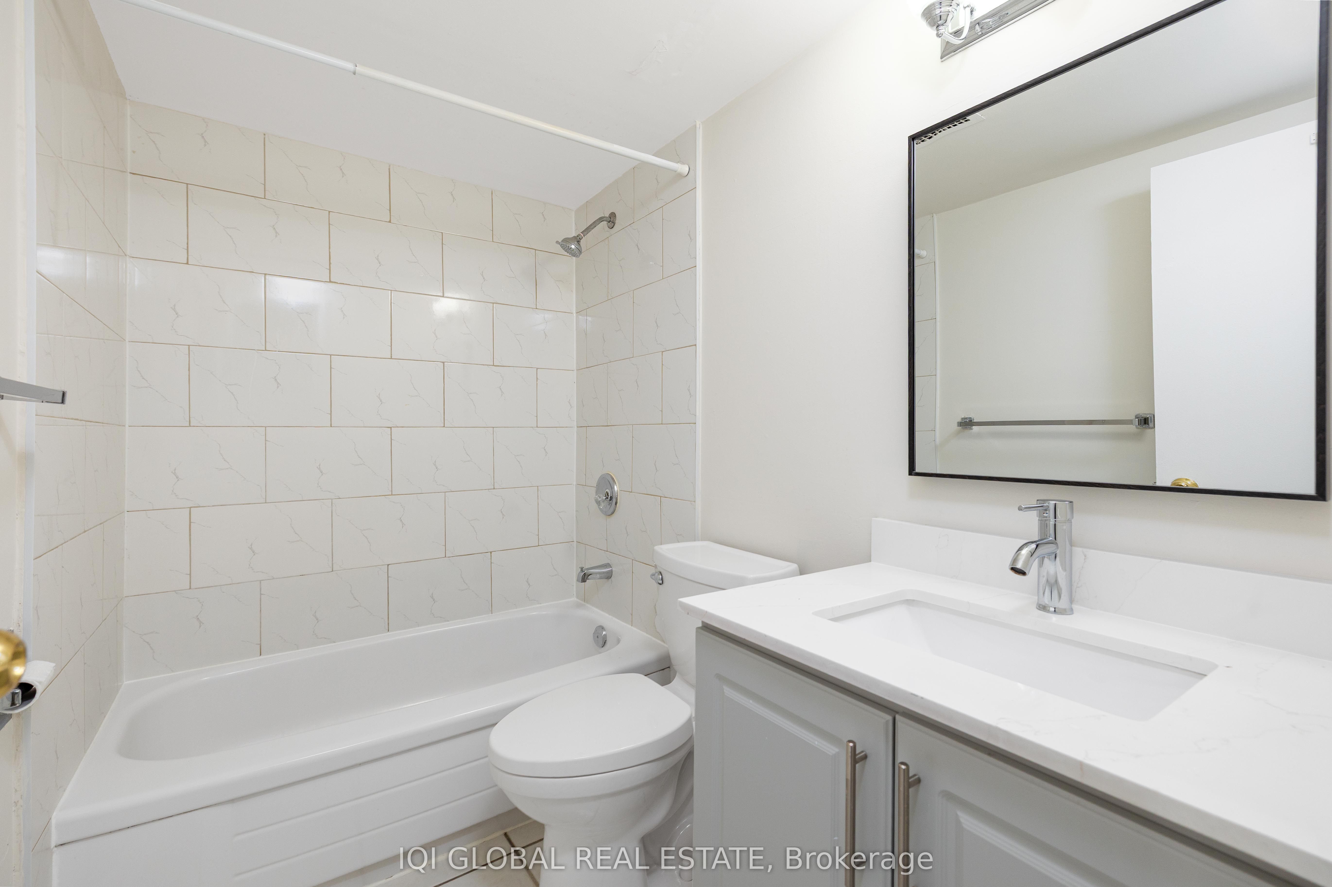 390 Dixon Road 1516 Property Photo 19