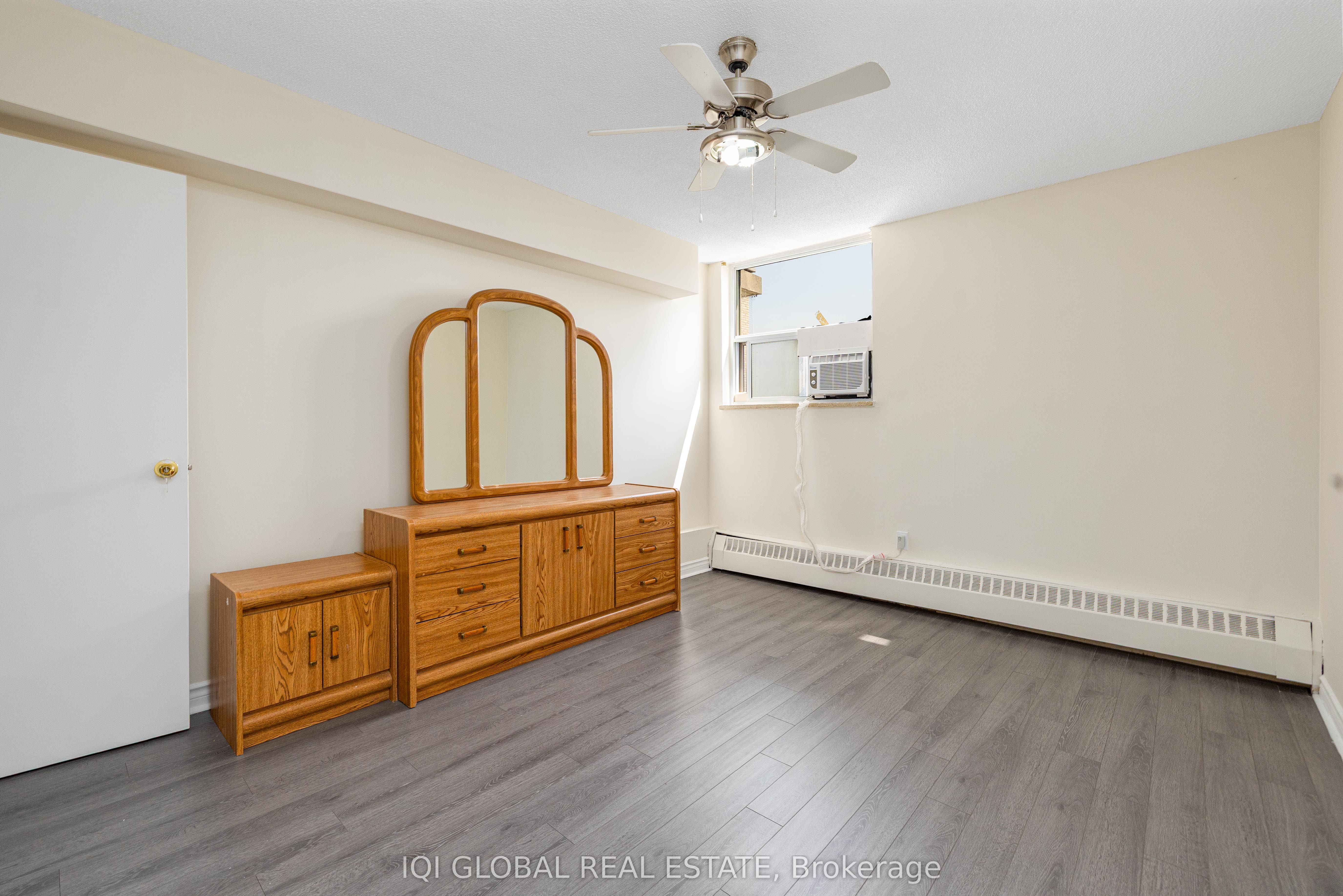 390 Dixon Road 1516 Property Photo 26