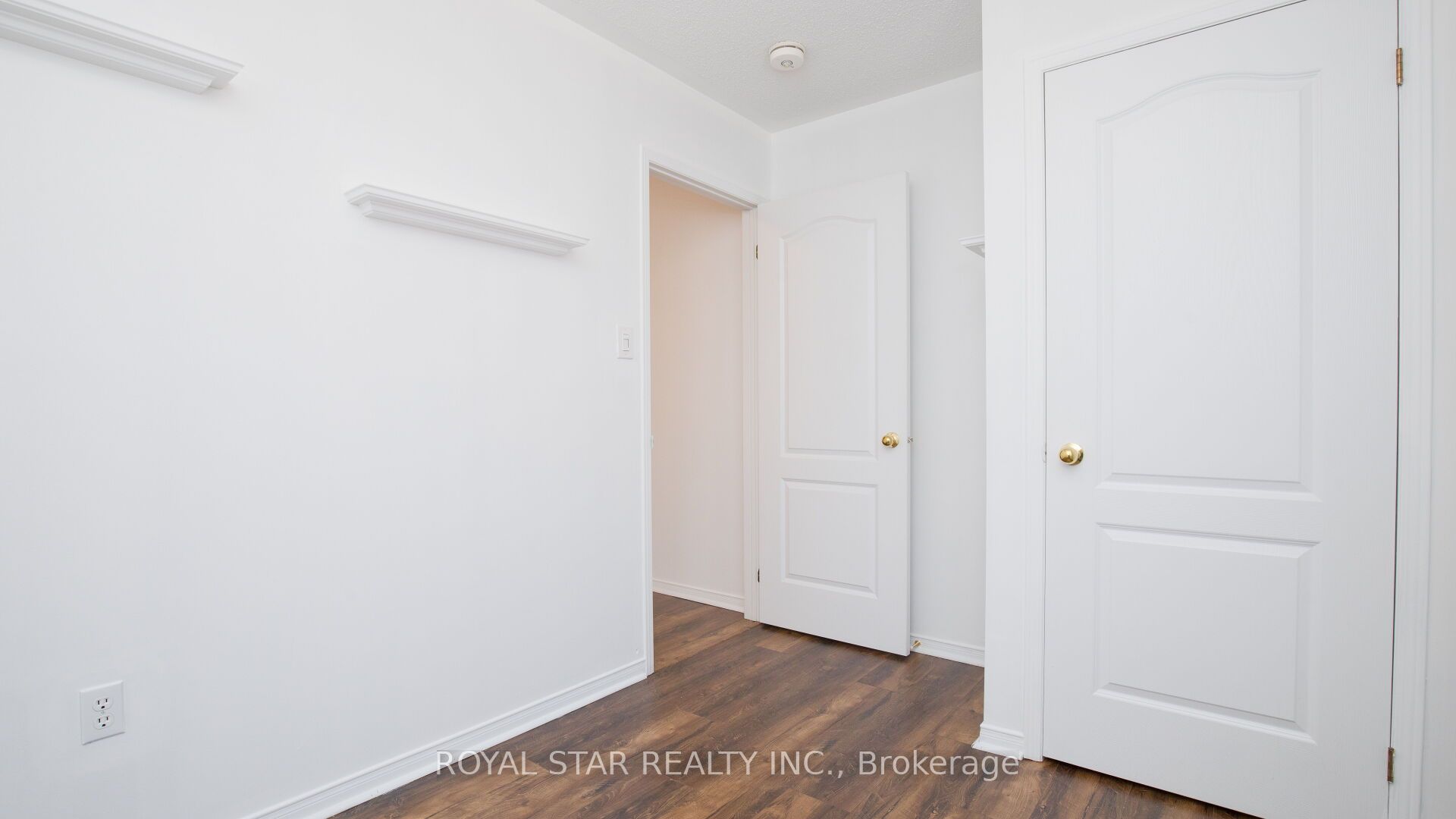 13 Waterdale Road Property Photo 25