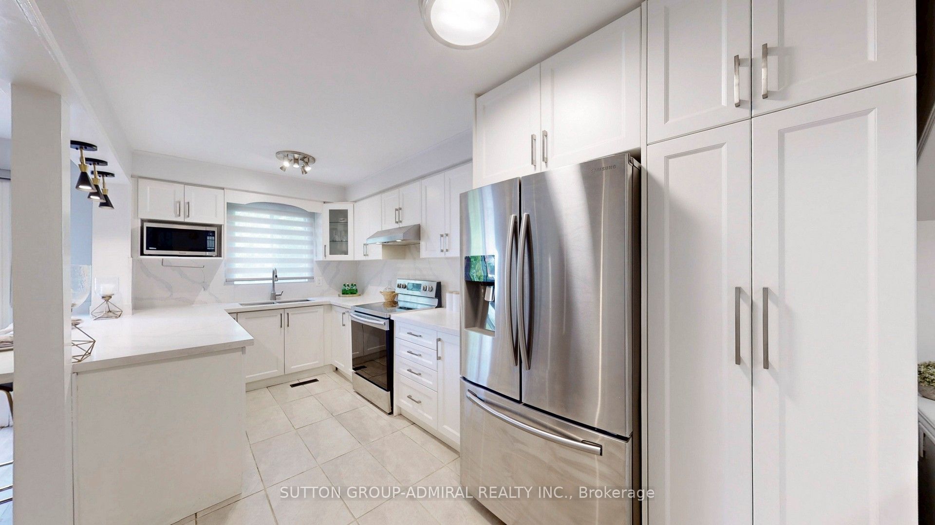 760 Ashprior Avenue Property Photo 9