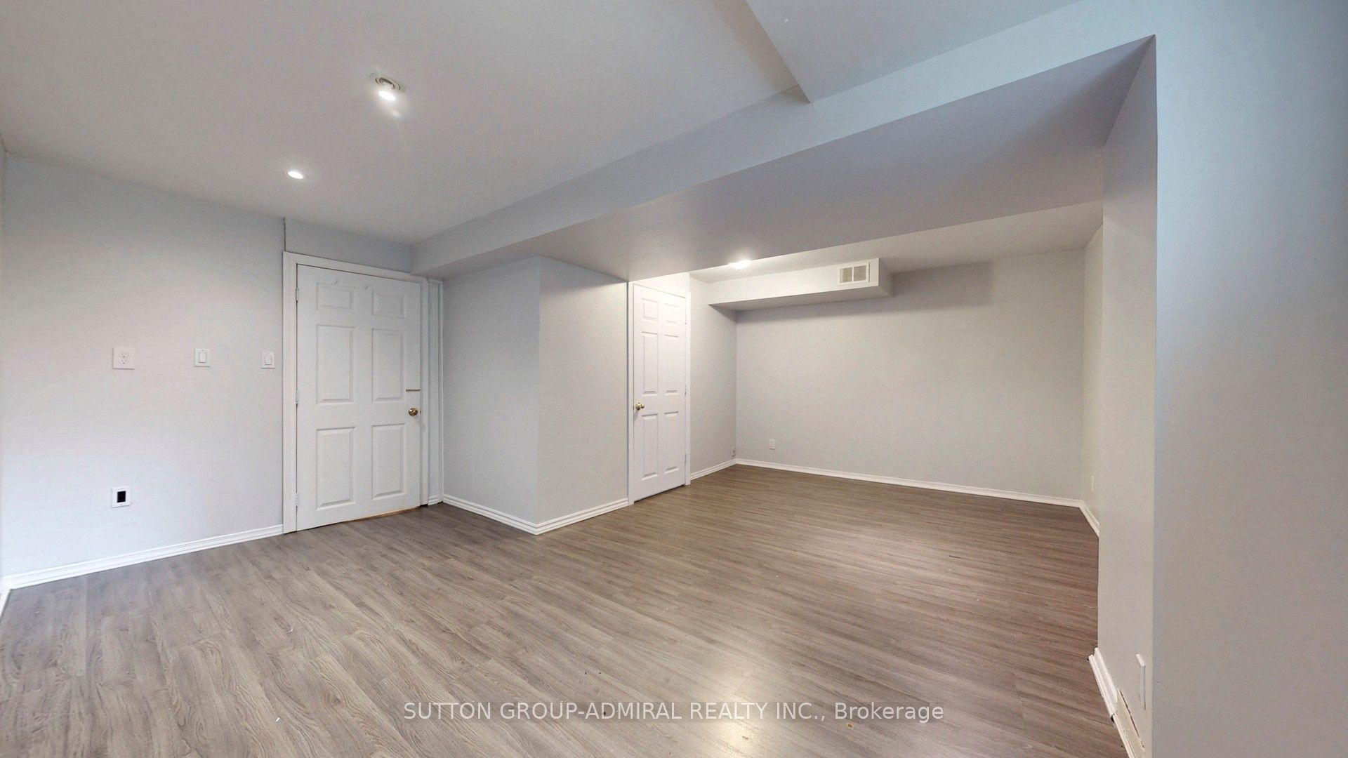 760 Ashprior Avenue Property Photo 30