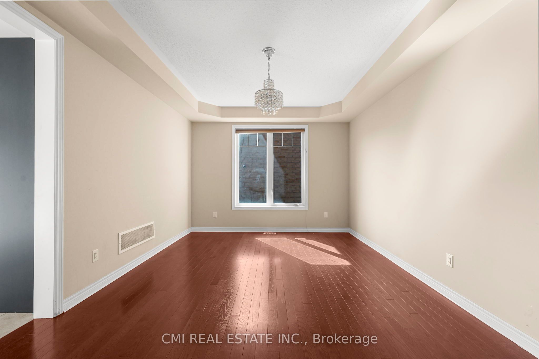 5 Decorso Drive N Property Photo 12